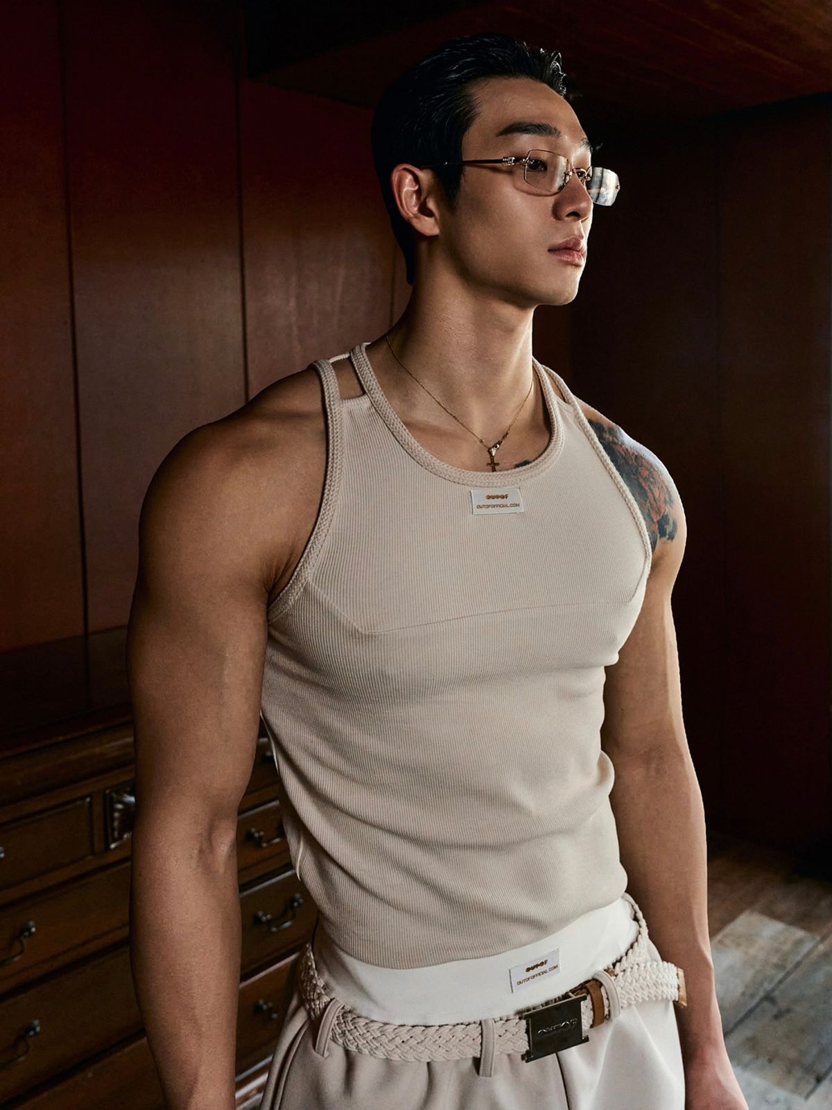 아웃오브(OUTOF) Nomad Strap Shoulder Sleeveless