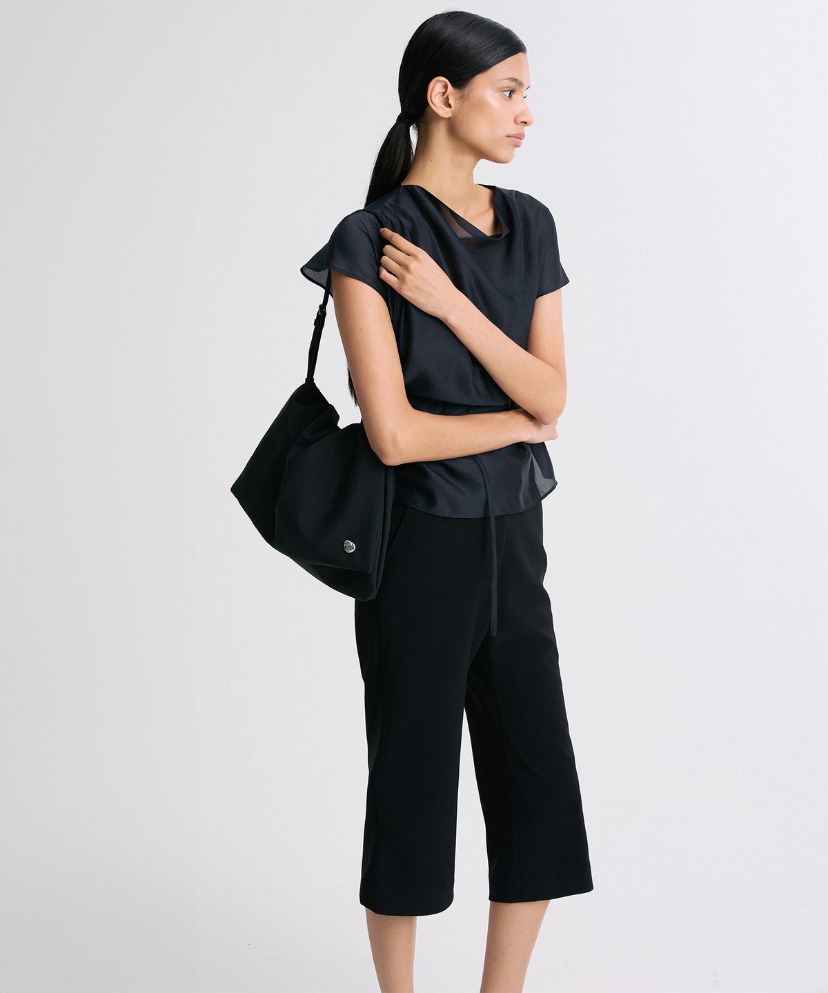 리이(RE RHEE) SHEER BELTED BLOUSE MIDNIGHT NAVY