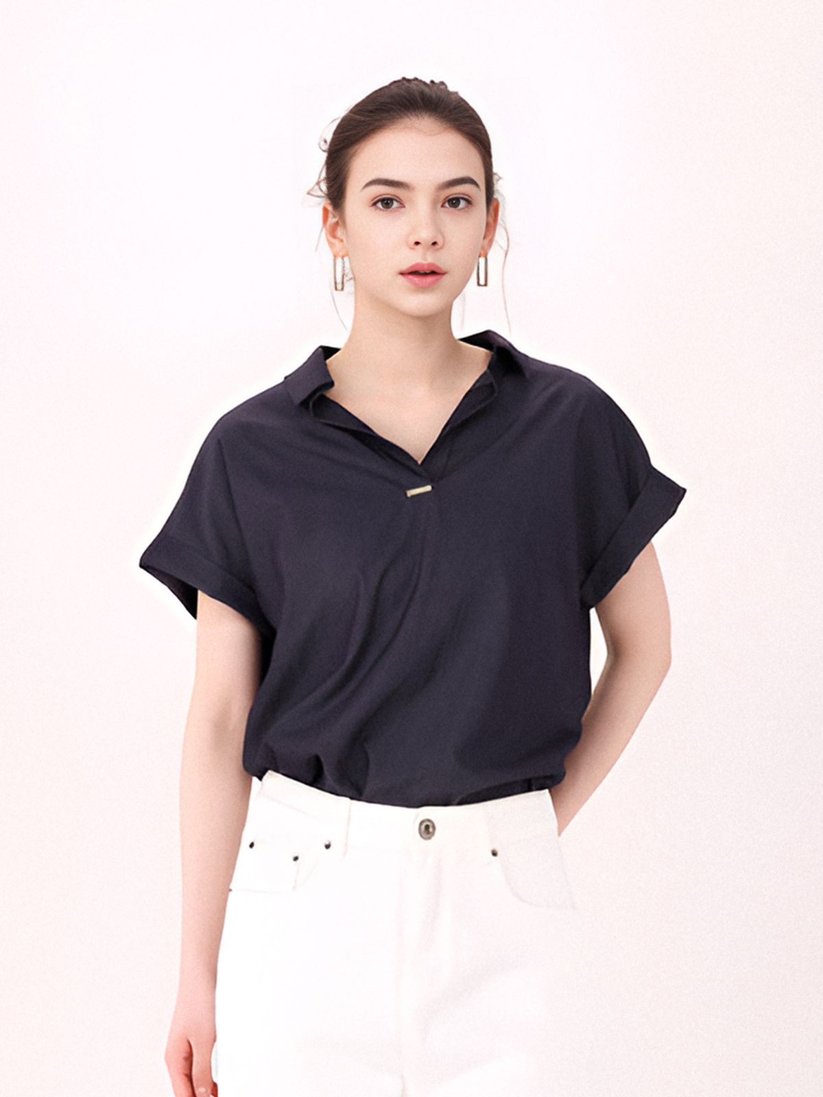 아쿠드(ACUD) Half Sleeve Glossy Blouse _Denim