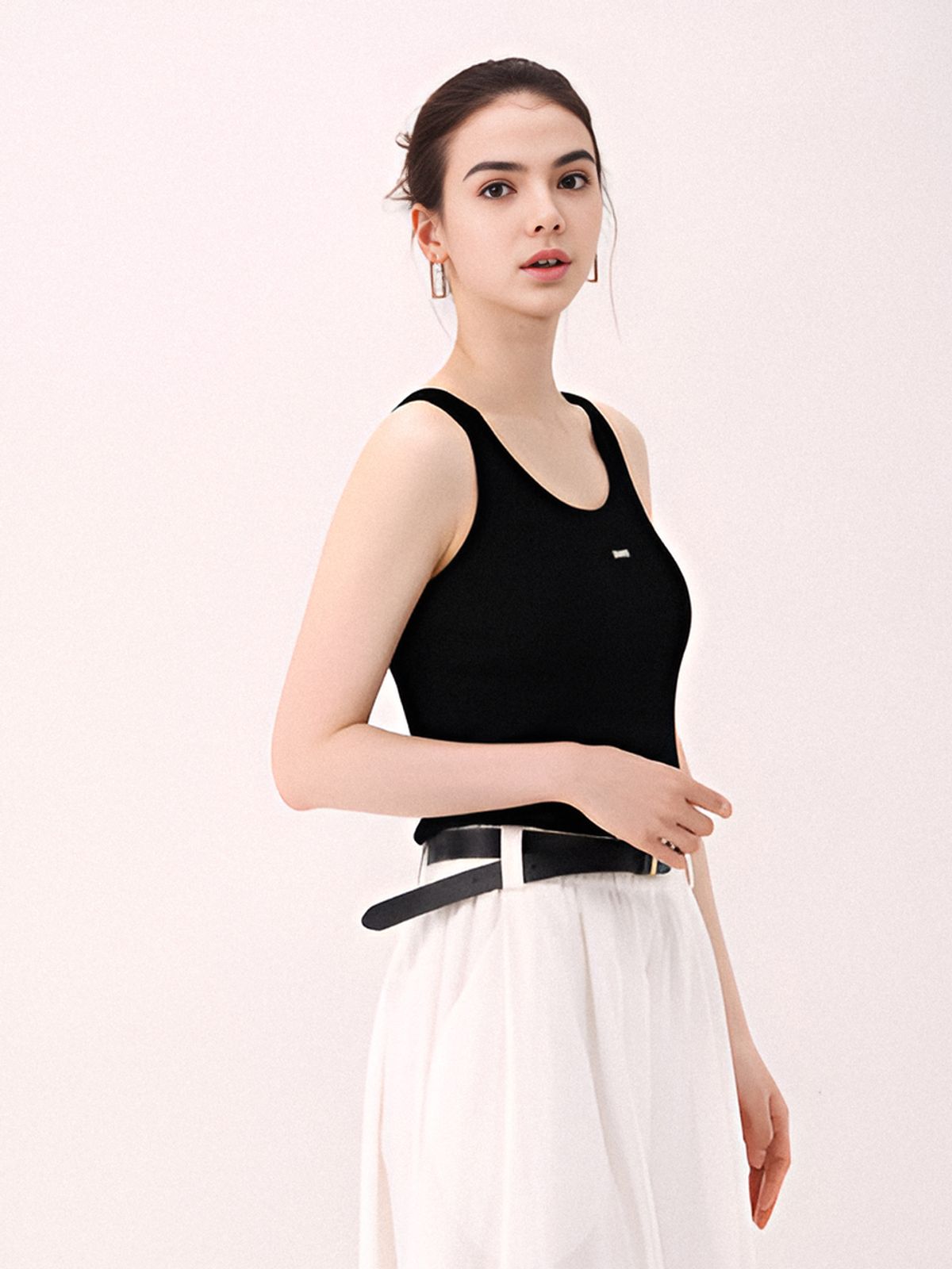 아쿠드(ACUD) Sleeveless Ribbed Knit _Black