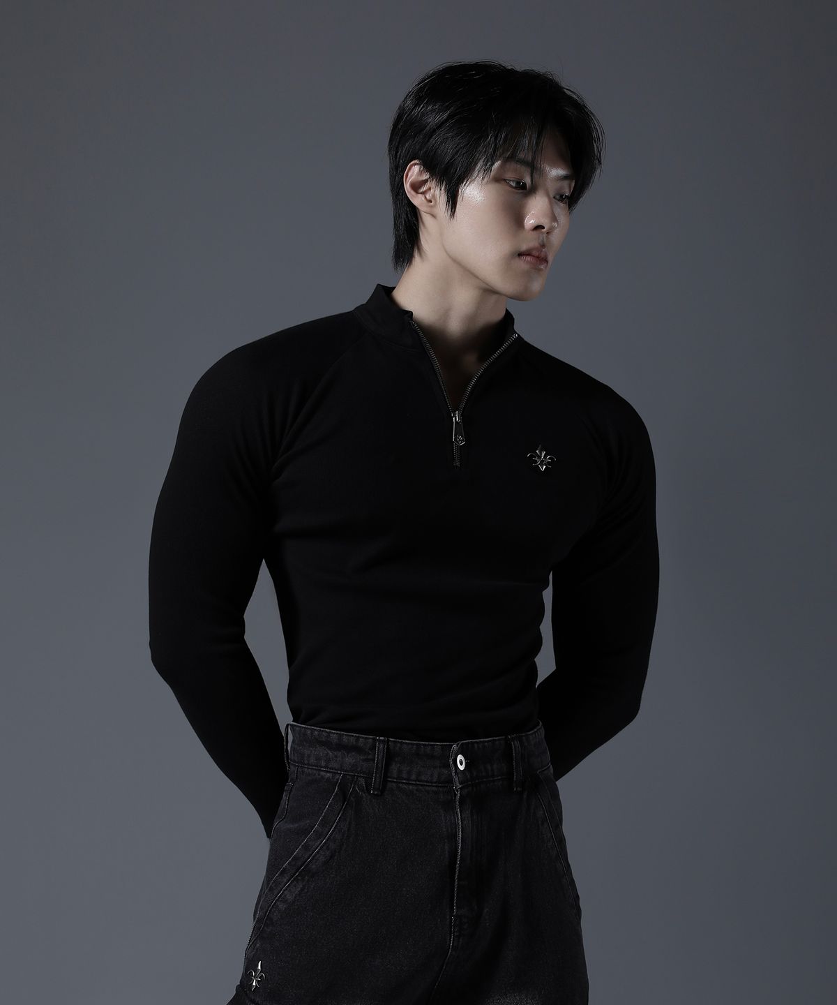 카미드(CARMID) 엔틱 반집업 긴팔 [블랙]