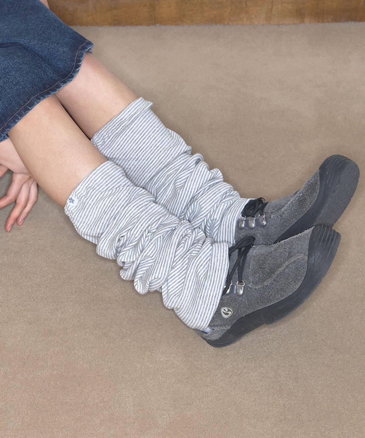 키이비(KIIBI) cozy stripe leg warmer light grey