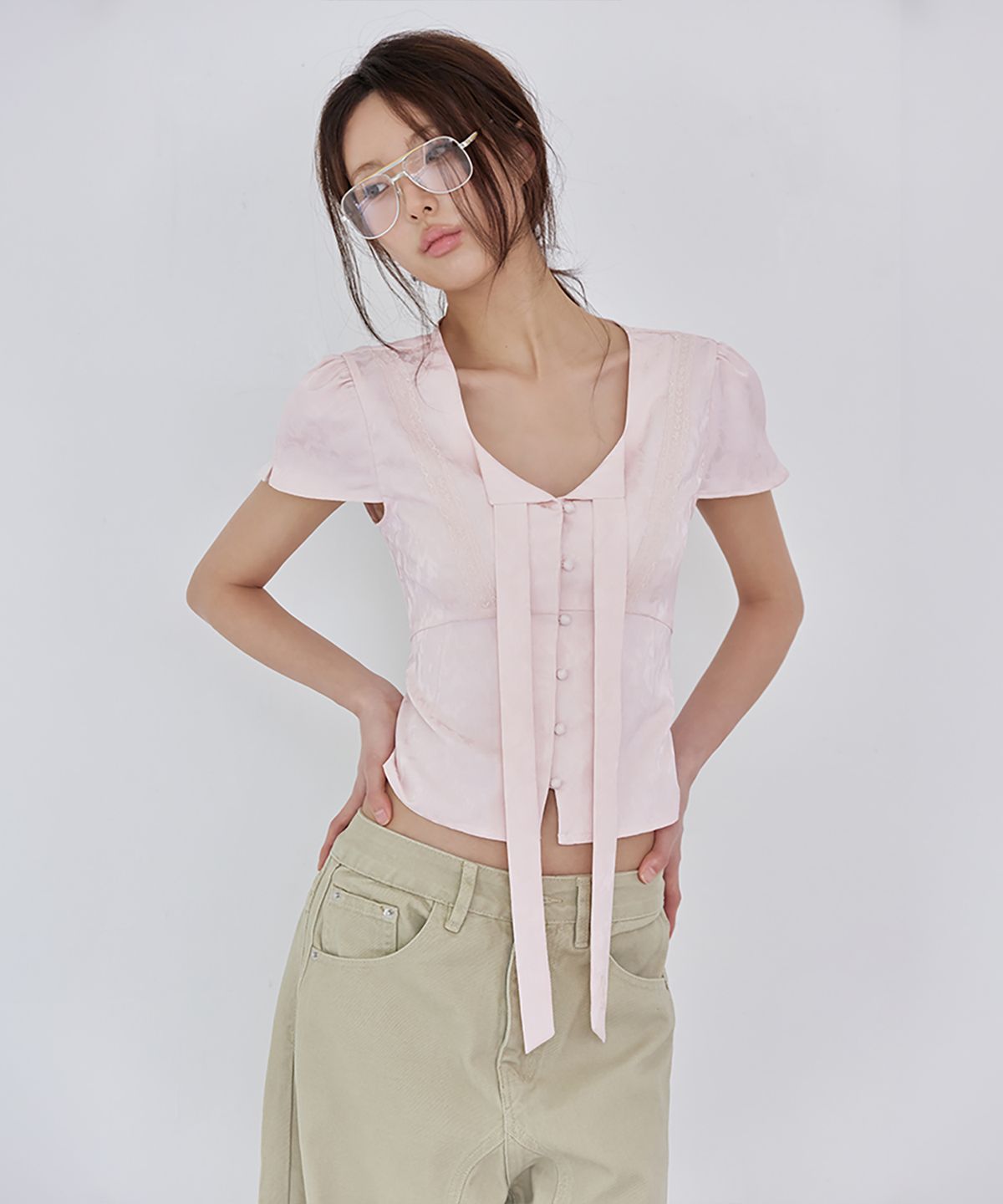 런던다다(LONDONDADA) Floral Jacquard Lace Tie Blouse, PINK