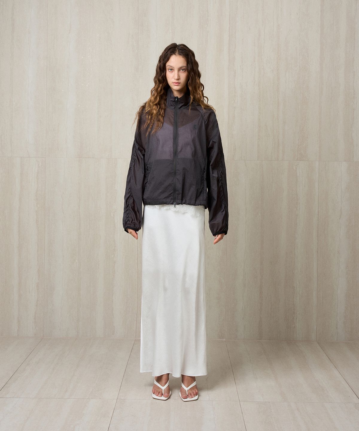 리이(RE RHEE) SHEER WINDBREAKER JACKET BLACK