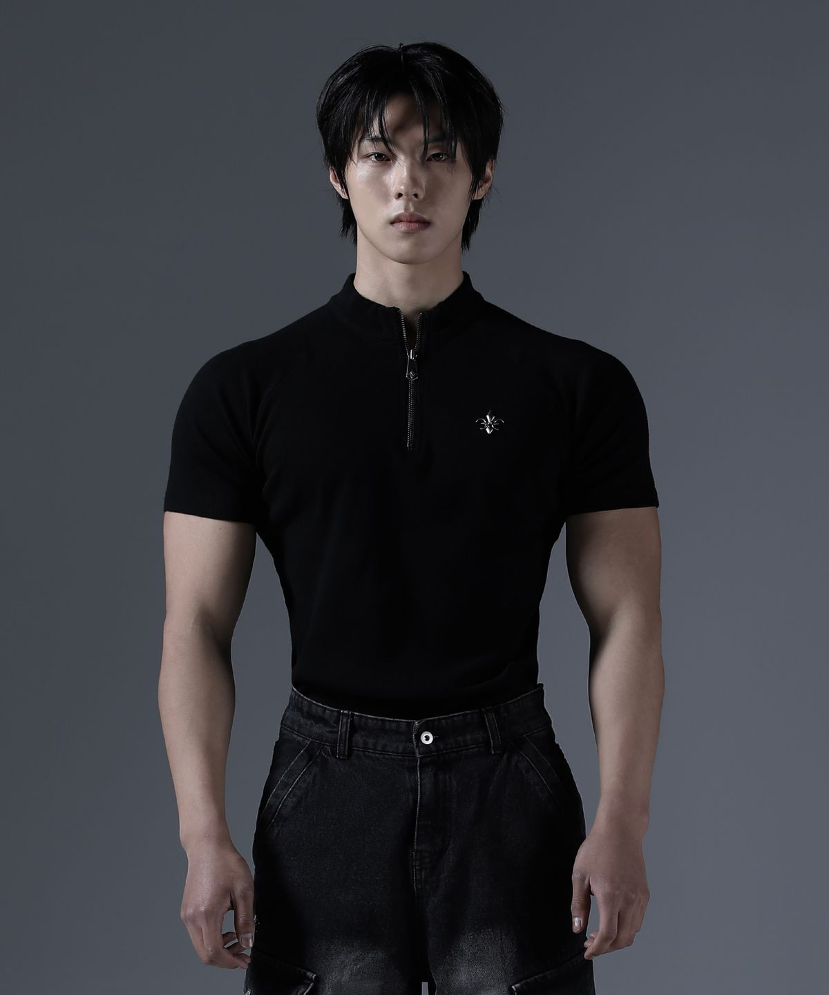 카미드(CARMID) 카미드 엔틱 반집업 반팔 [블랙]