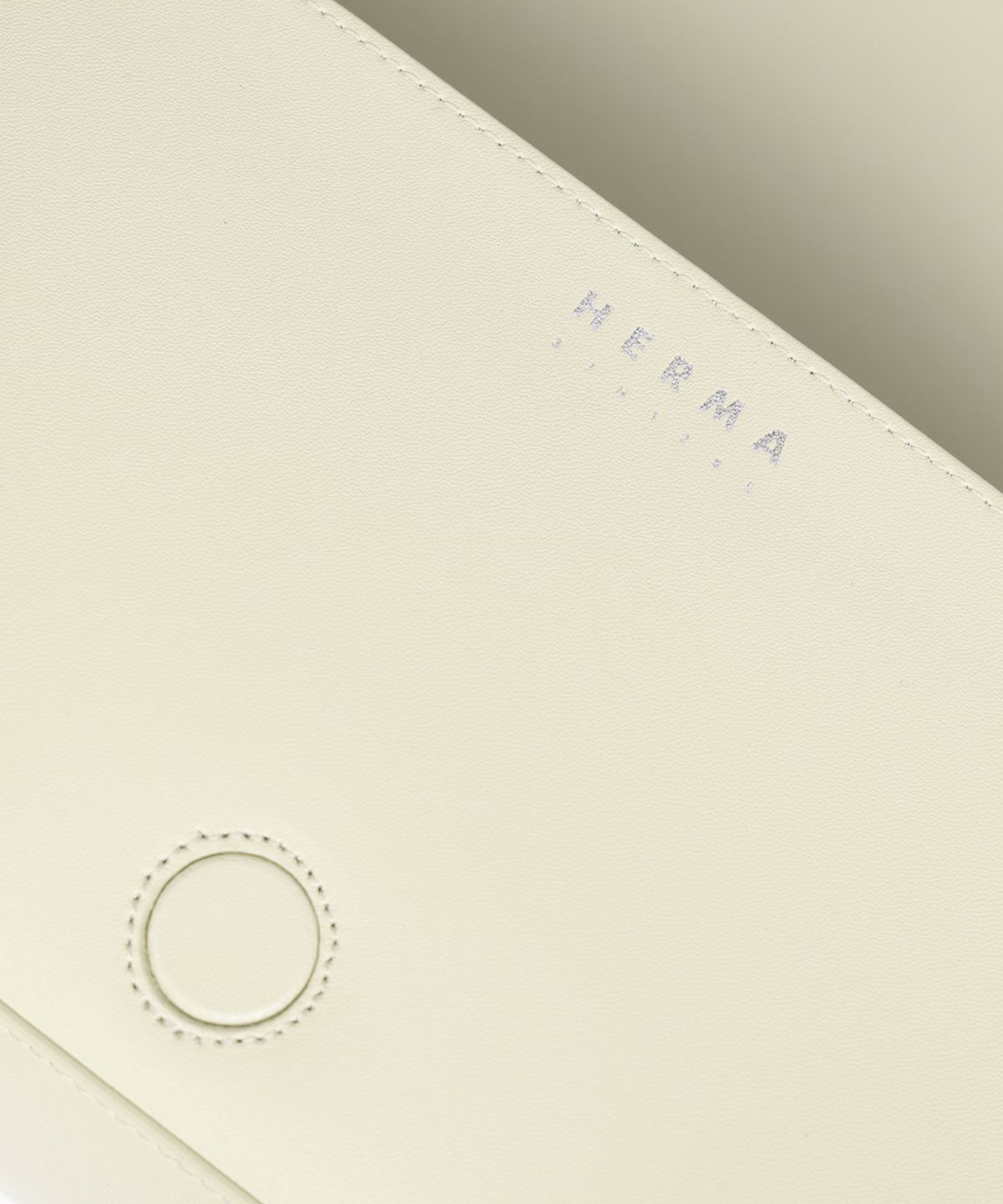 헤르마(HERMA) 렉타 컨버터블 숄더백 버터