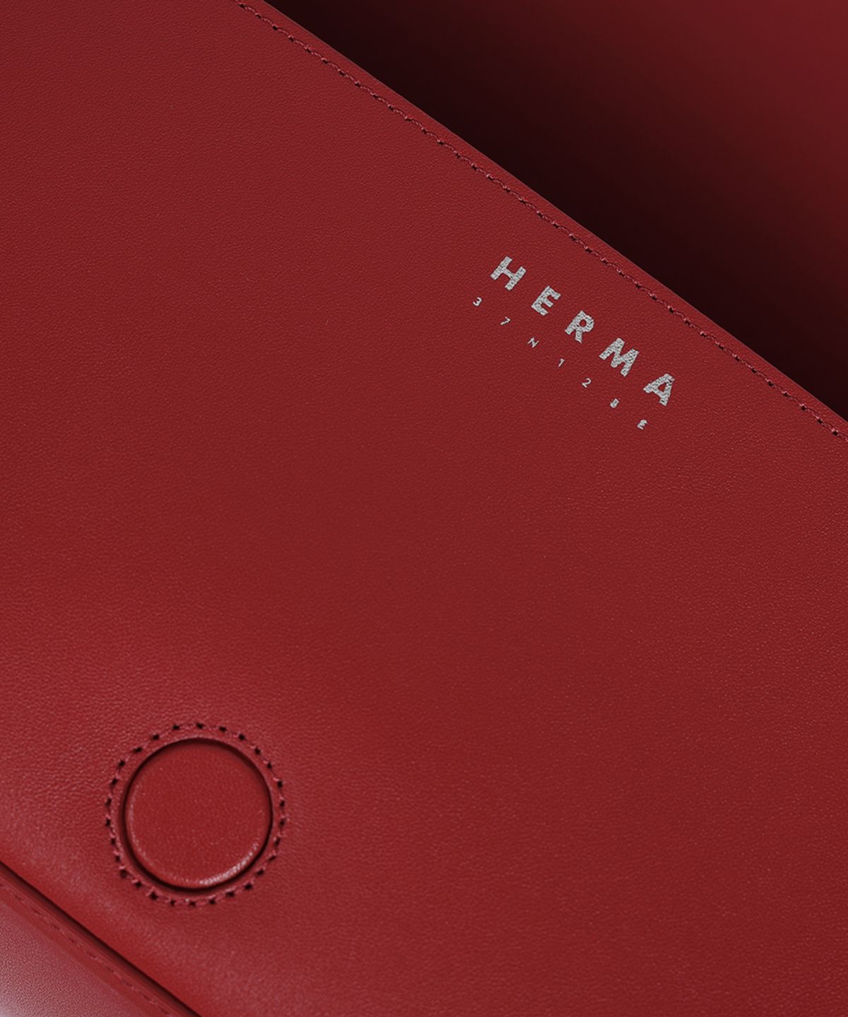 헤르마(HERMA) 렉타 컨버터블 숄더백 레드