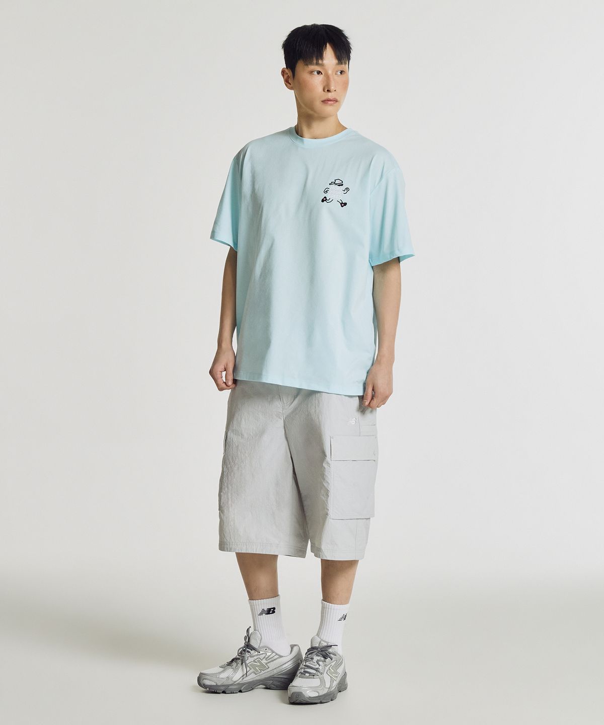 뉴발란스(NEW BALANCE) NBNEG25613 / UNI FROZEN 픽토그램 반팔티 (L/BLUE)