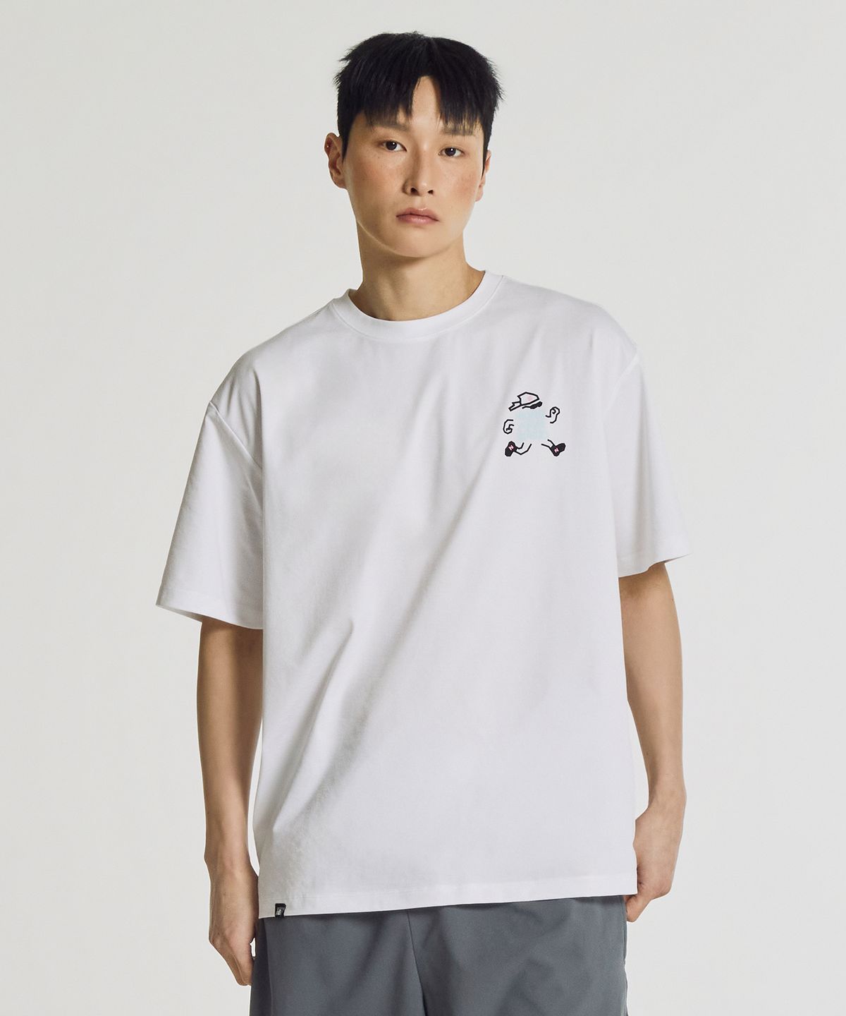 뉴발란스(NEW BALANCE) NBNEG35613 / UNI FROZEN 픽토그램 반팔티 (WHITE)
