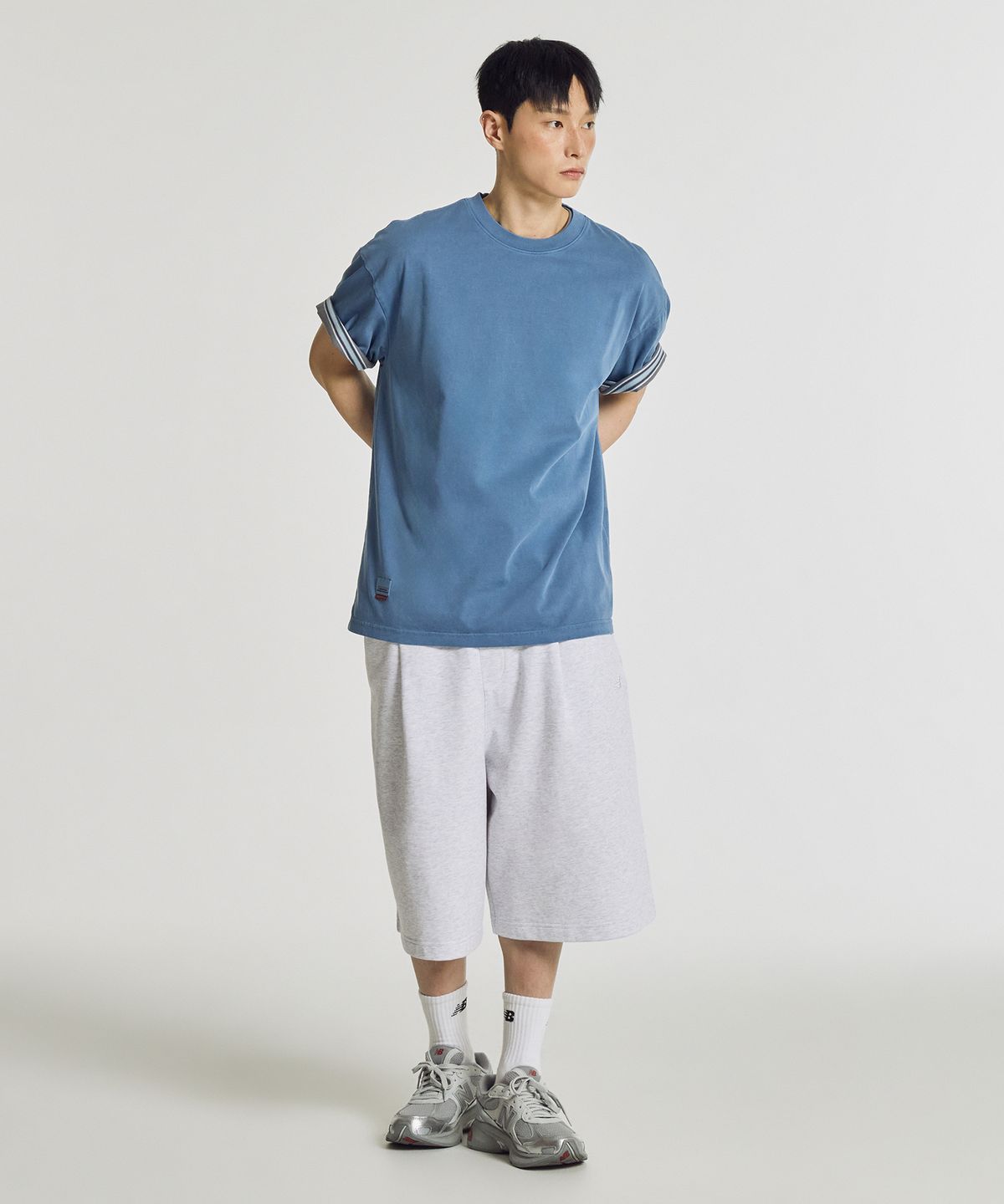 뉴발란스(NEW BALANCE) NBNEG21453 / UNI 에센셜 시그니처 다잉 반팔티 (DYEING BLUE)