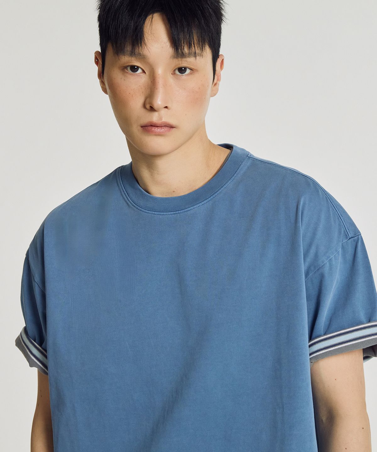 뉴발란스(NEW BALANCE) NBNEG21453 / UNI 에센셜 시그니처 다잉 반팔티 (DYEING BLUE)