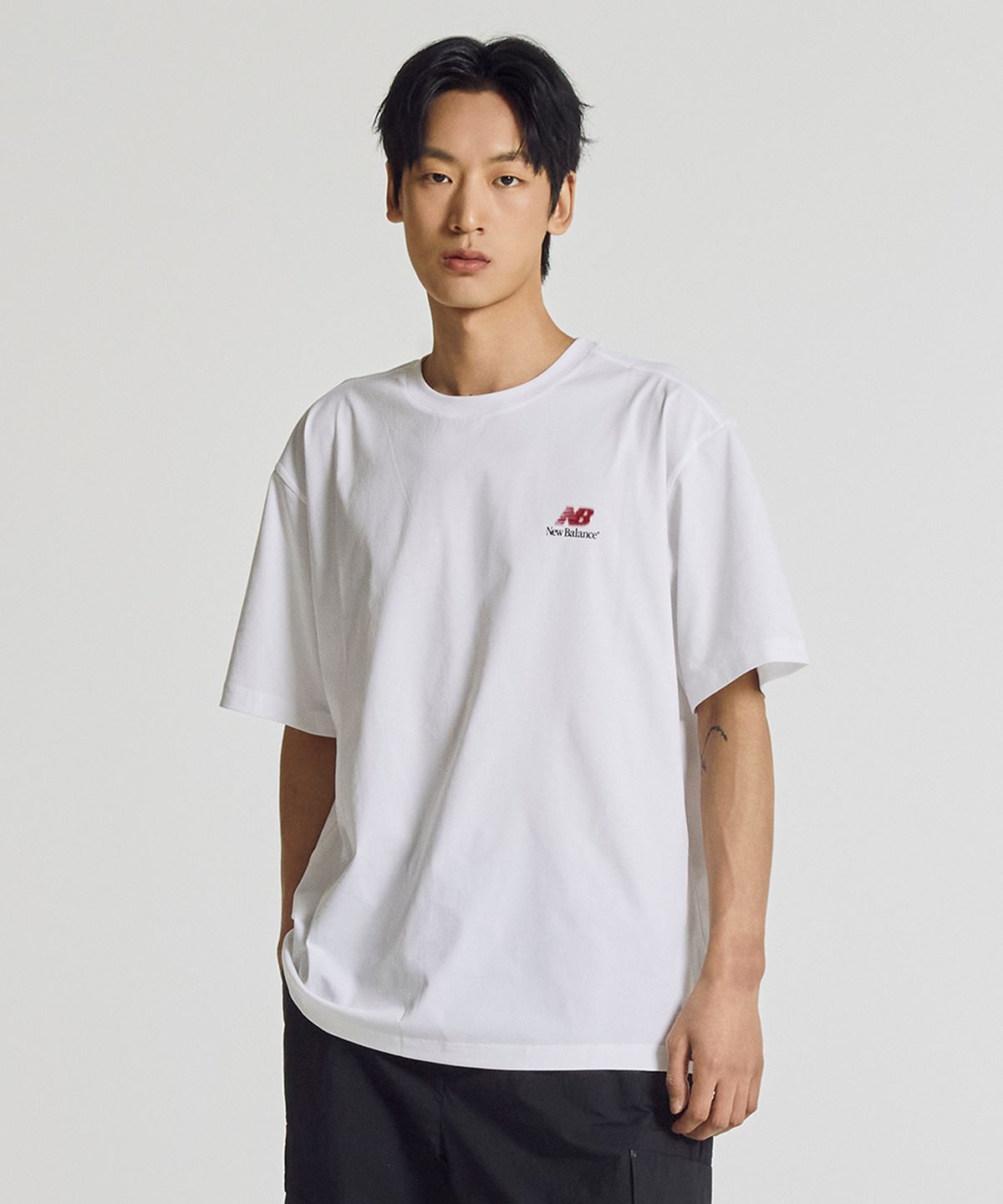 뉴발란스(NEW BALANCE) NBNEG31613 / UNI FROZEN 1906 반팔티 (WHITE)