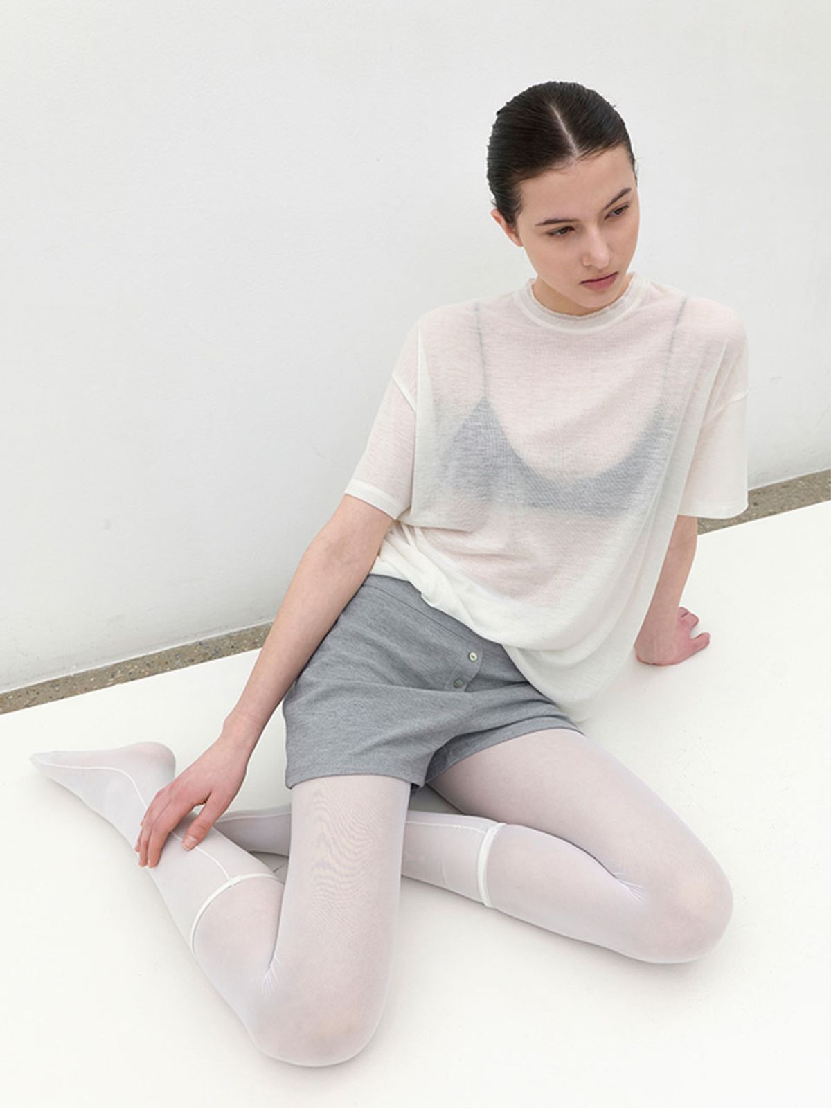 아틀리에 나인(ATELIER NAIN) AN SHEER DOUBLE-CUT NECK BOX TEE (T-7228)
