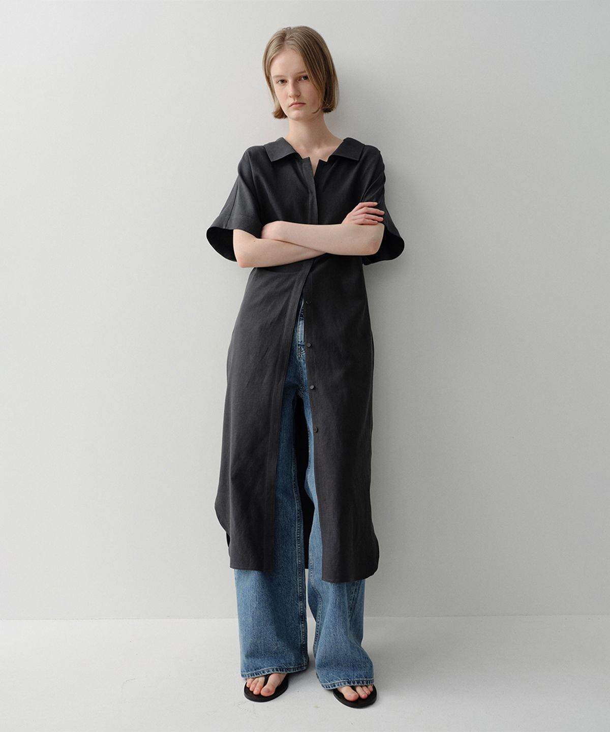 이아(EAAH) MALLOW LINEN SHIRT DRESS (CHARCOAL)