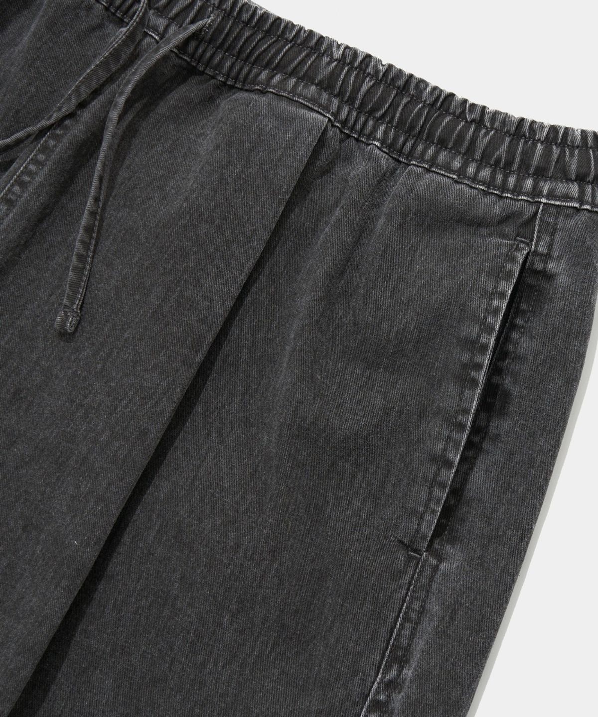컬럼비아 유니버시티(COLUMBIA UNIVERSITY) TAIL LOGO PINTUCK WASHED TWILL SHORTS PANTS_CHARCOAL