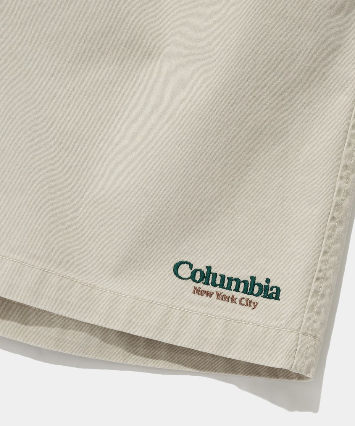 컬럼비아 유니버시티(COLUMBIA UNIVERSITY) NYC EMB WASHED TWILL SHORTS PANTS_CREAM