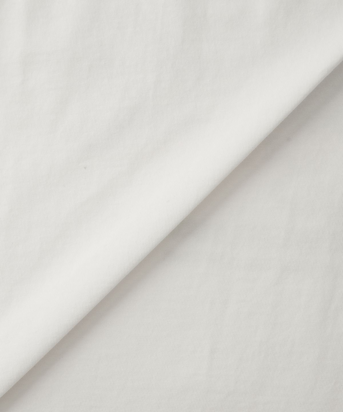 아웃스탠딩(OUTSTANDING) V.S.C TEE(THE CALM SIDE)_OFF WHITE