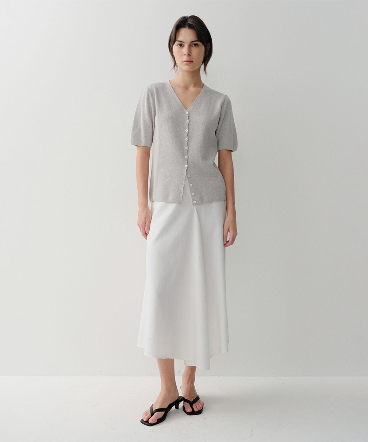 이아(EAAH) LINEN DRAPERY FLARE SKIRT (WHITE)