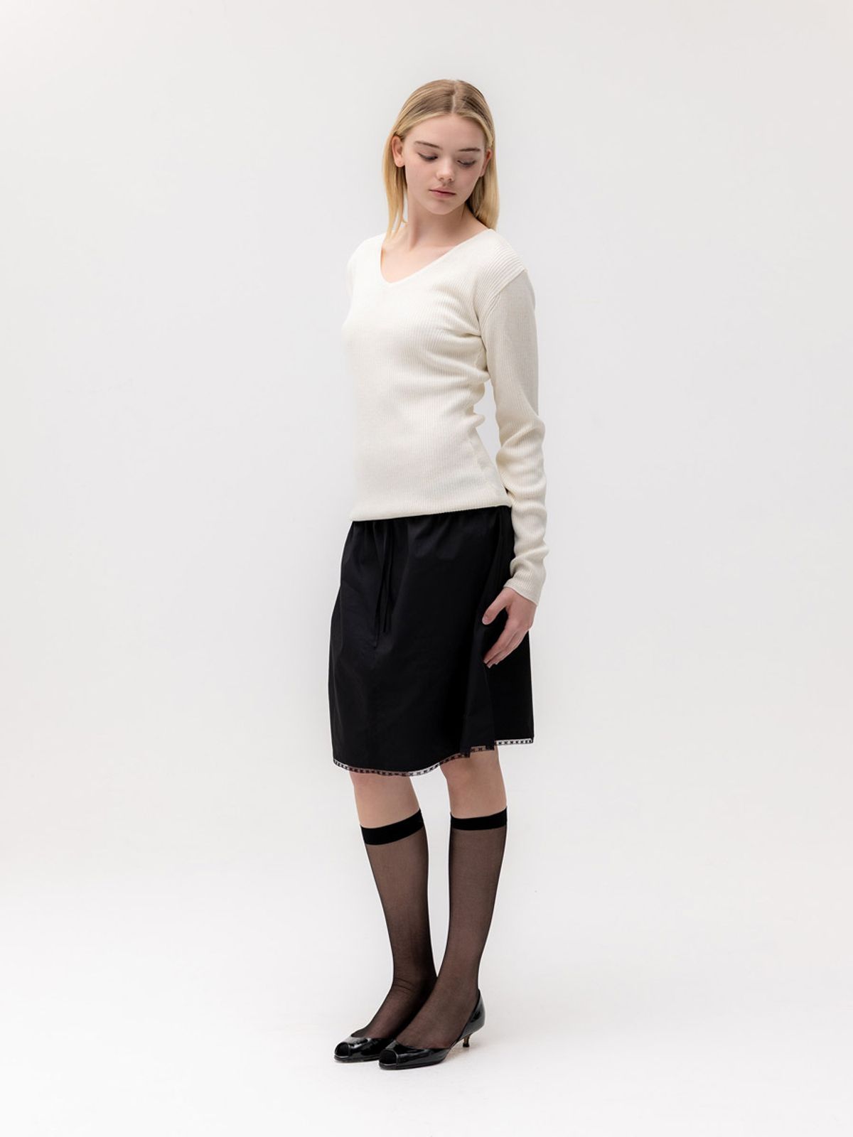 글로니(GLOWNY) G CLASSIC RIB V-NECK KNIT (OATMEAL)