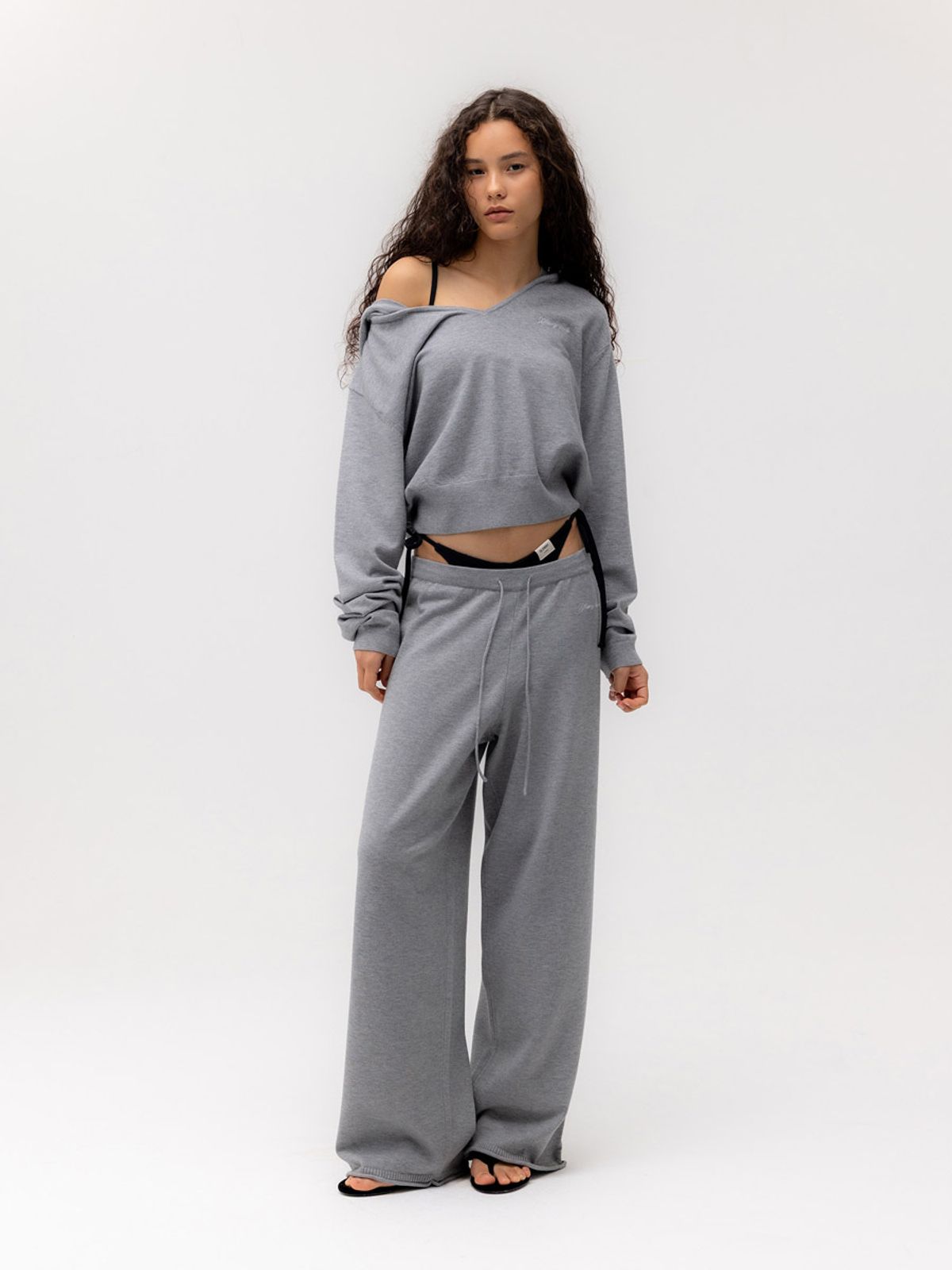 글로니(GLOWNY) G HUG KNIT PANTS (MELANGE GRAY)