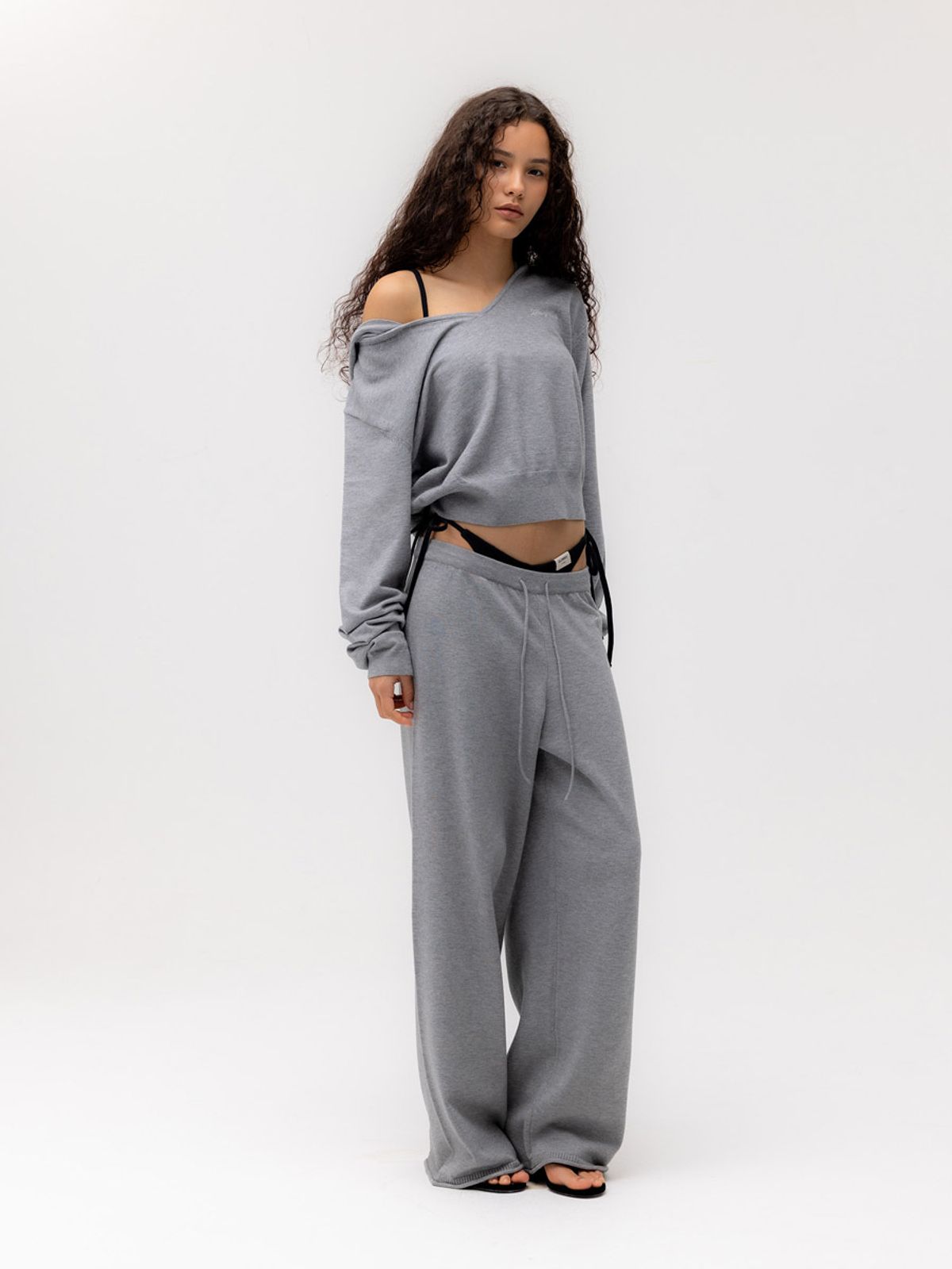 글로니(GLOWNY) G HUG KNIT PANTS (MELANGE GRAY)