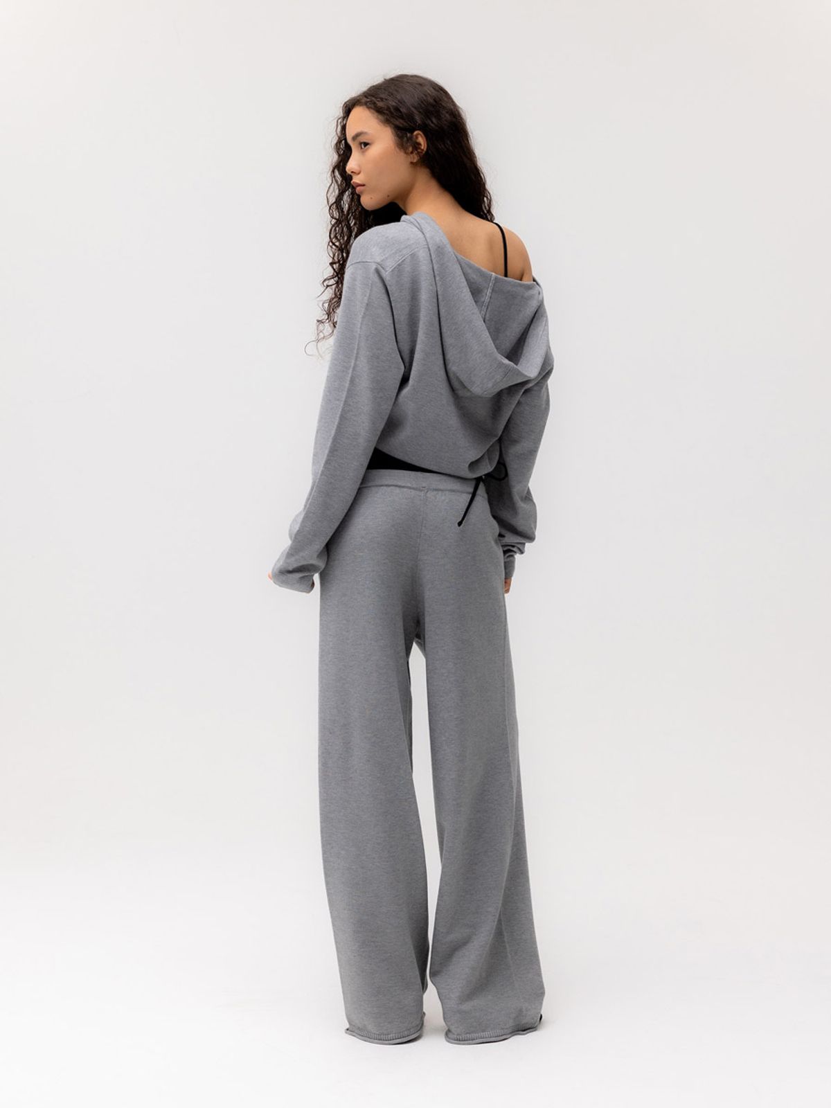 글로니(GLOWNY) G HUG KNIT PANTS (MELANGE GRAY)