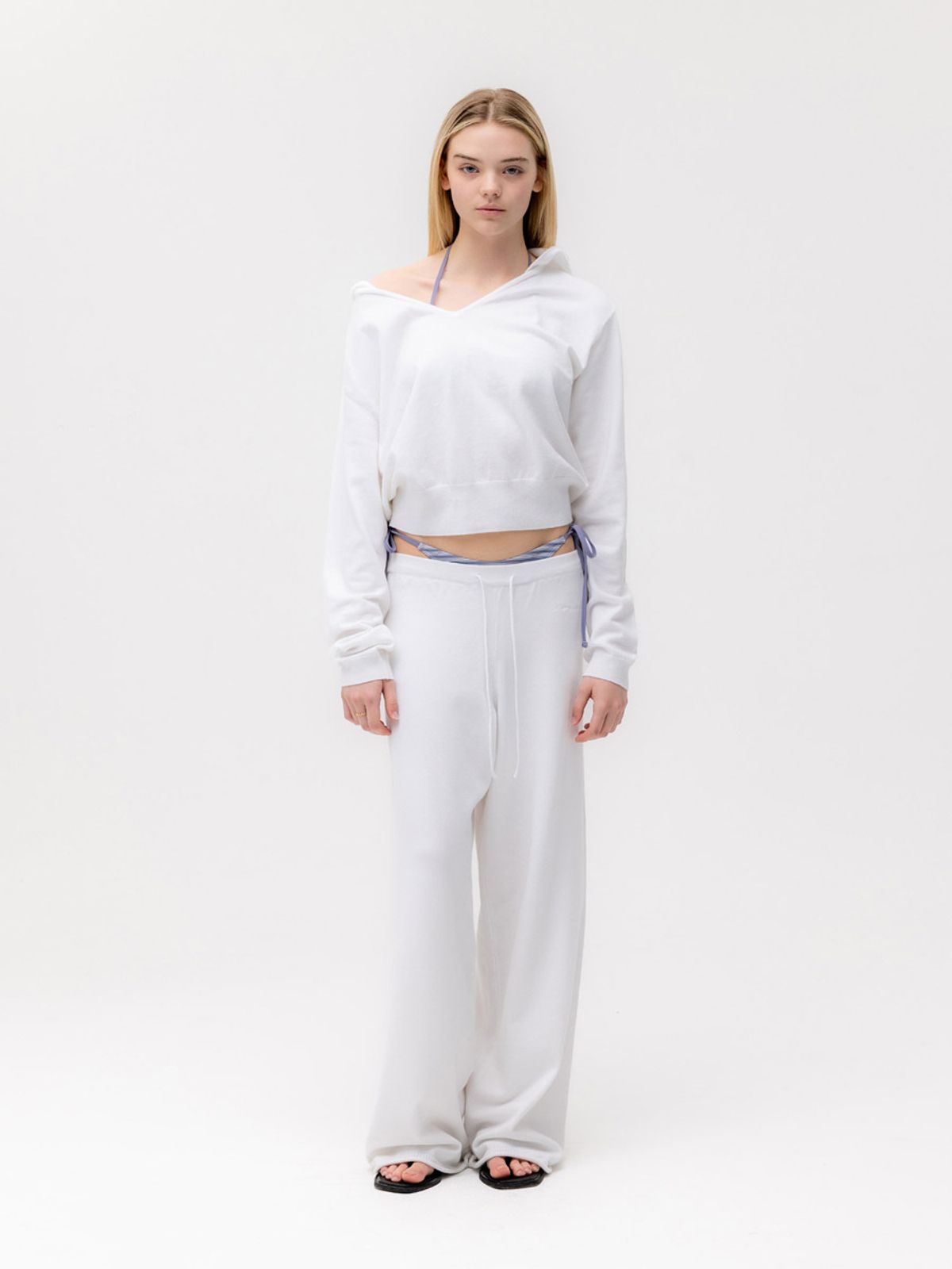 글로니(GLOWNY) G HUG KNIT PANTS (WHITE)