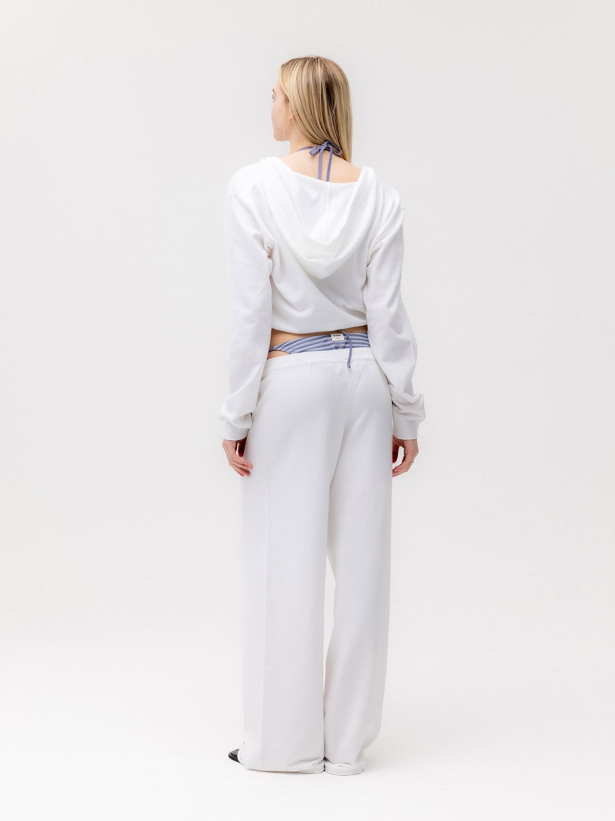 글로니(GLOWNY) G HUG V-NECK KNIT HOODIE (WHITE)