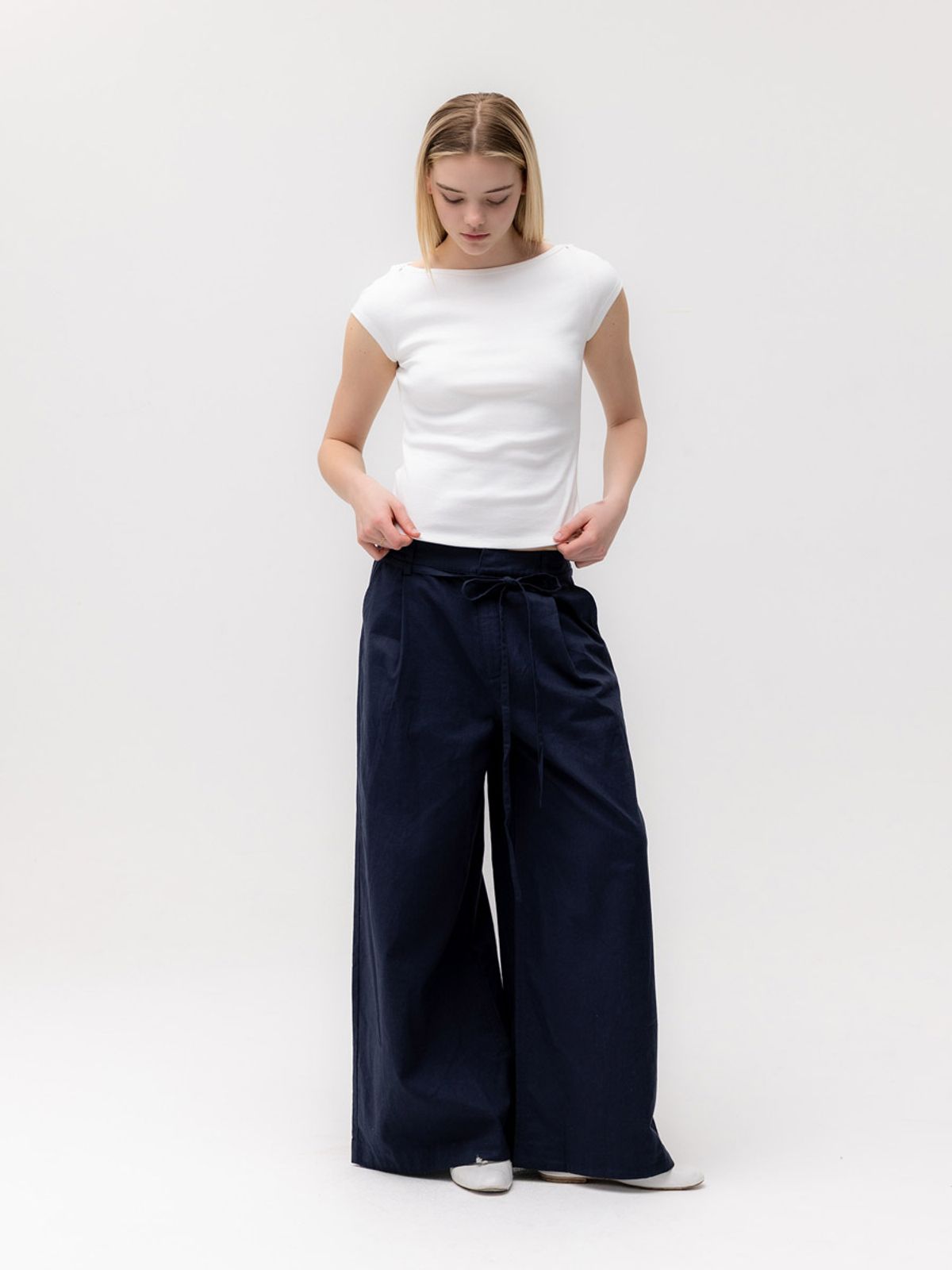 글로니(GLOWNY) G CLASSIC BOAT NECK TEE (WHITE)