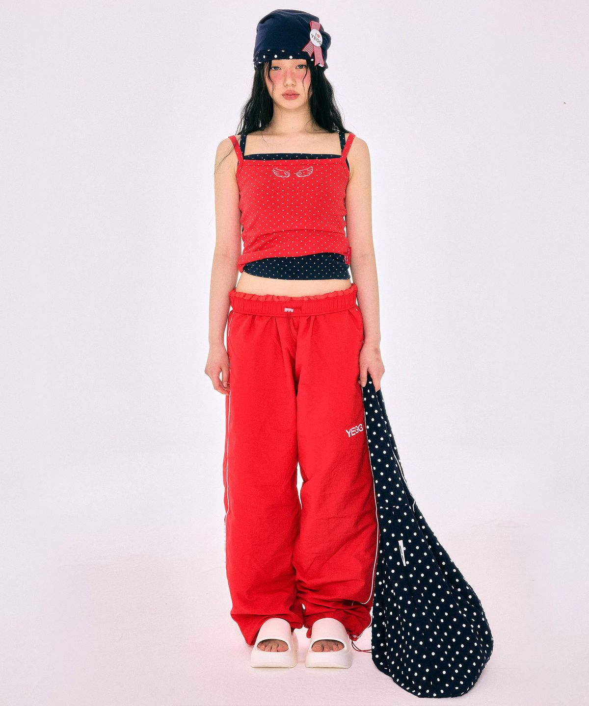예그(YEGG) 나일론 윙 팬츠 레드