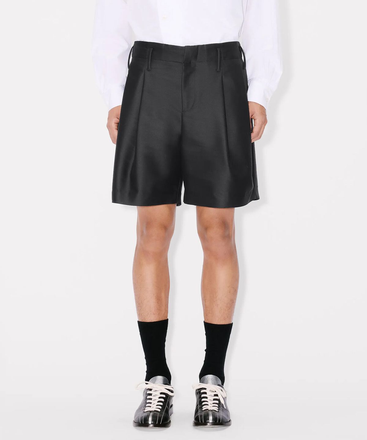 겐조(KENZO) 남성 26SS 테일러드 쇼츠_K265AMP106BKA