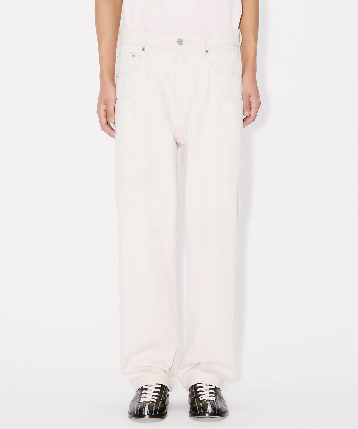 겐조(KENZO) 남성 26SS 카고 몽키 핏 진_K265AMP114WHB