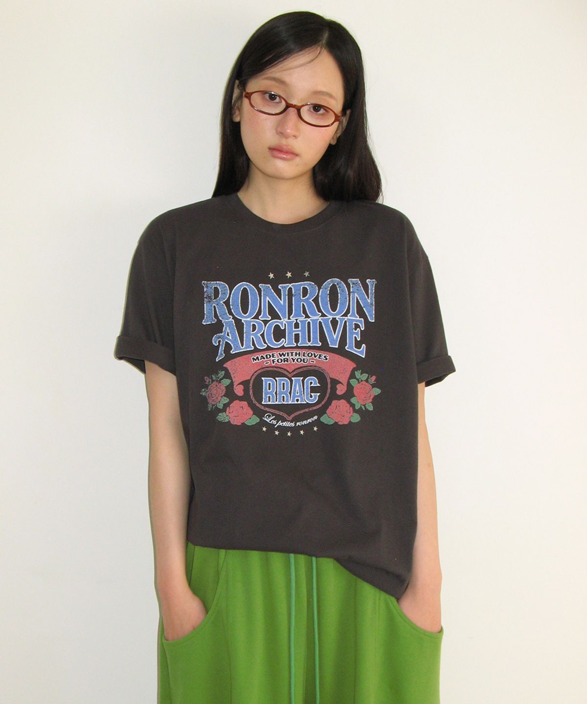 론론(RONRON) ROSE RRAC OVER FIT T SHIRT CHARCOAL