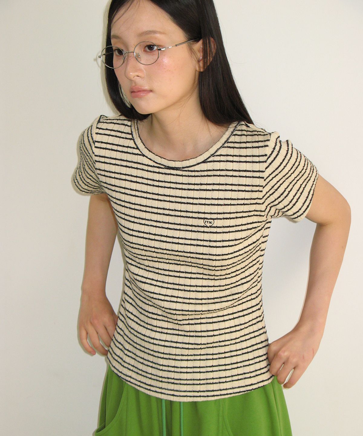 론론(RONRON) STRIPE SLIM FIT SHORT SLEEVE IVORY
