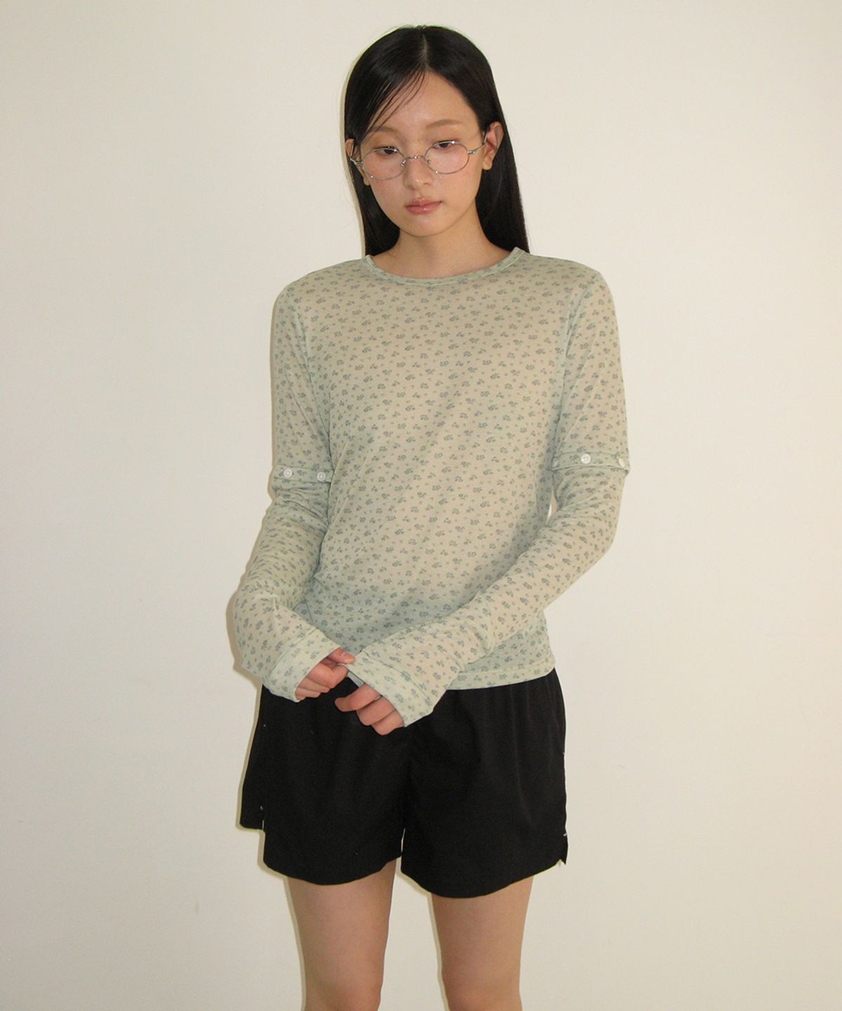 론론(RONRON) DETACHABLE BUTTON SLIM LONG SLEEVE GREEN