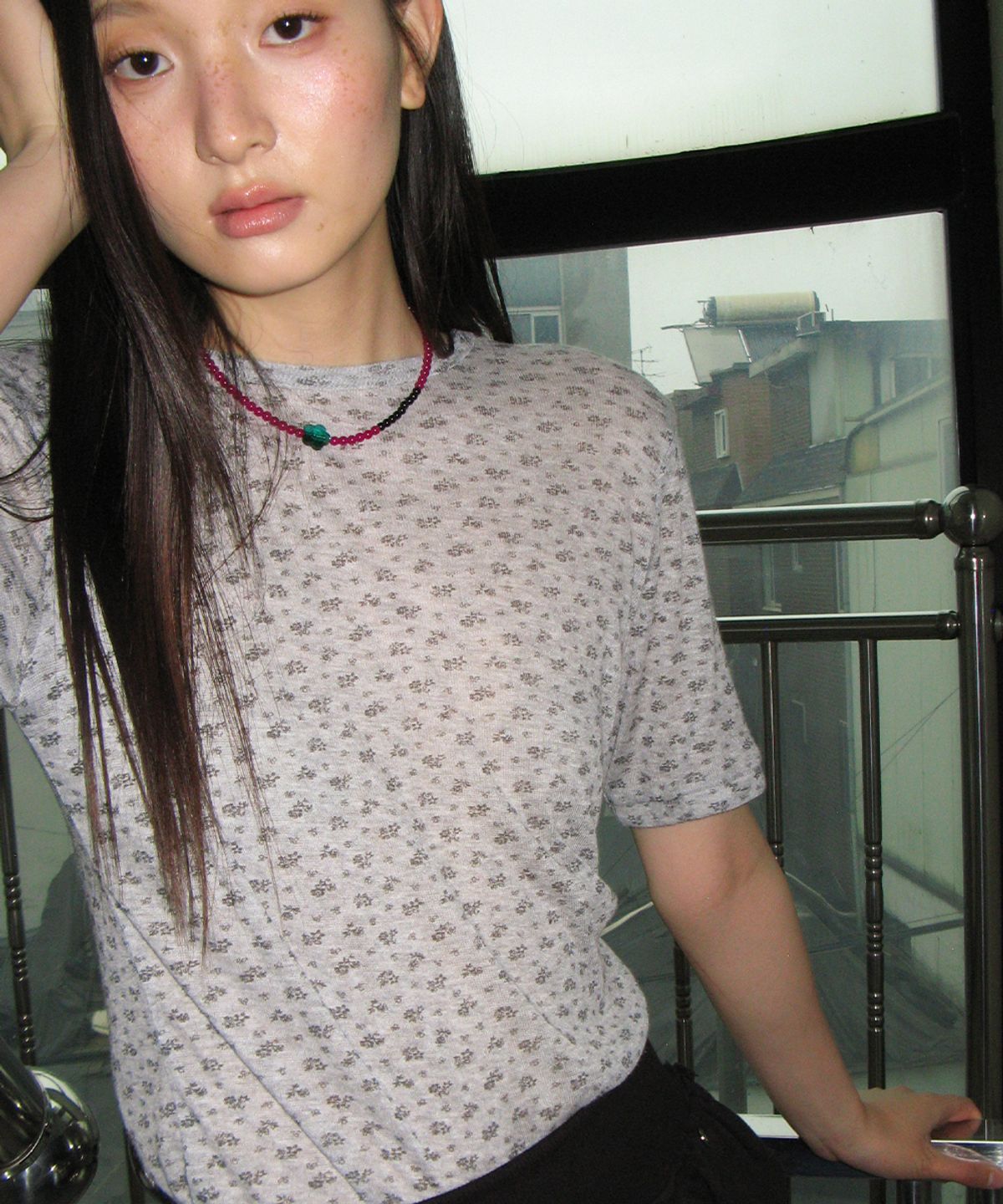 론론(RONRON) DETACHABLE BUTTON SLIM LONG SLEEVE GREY