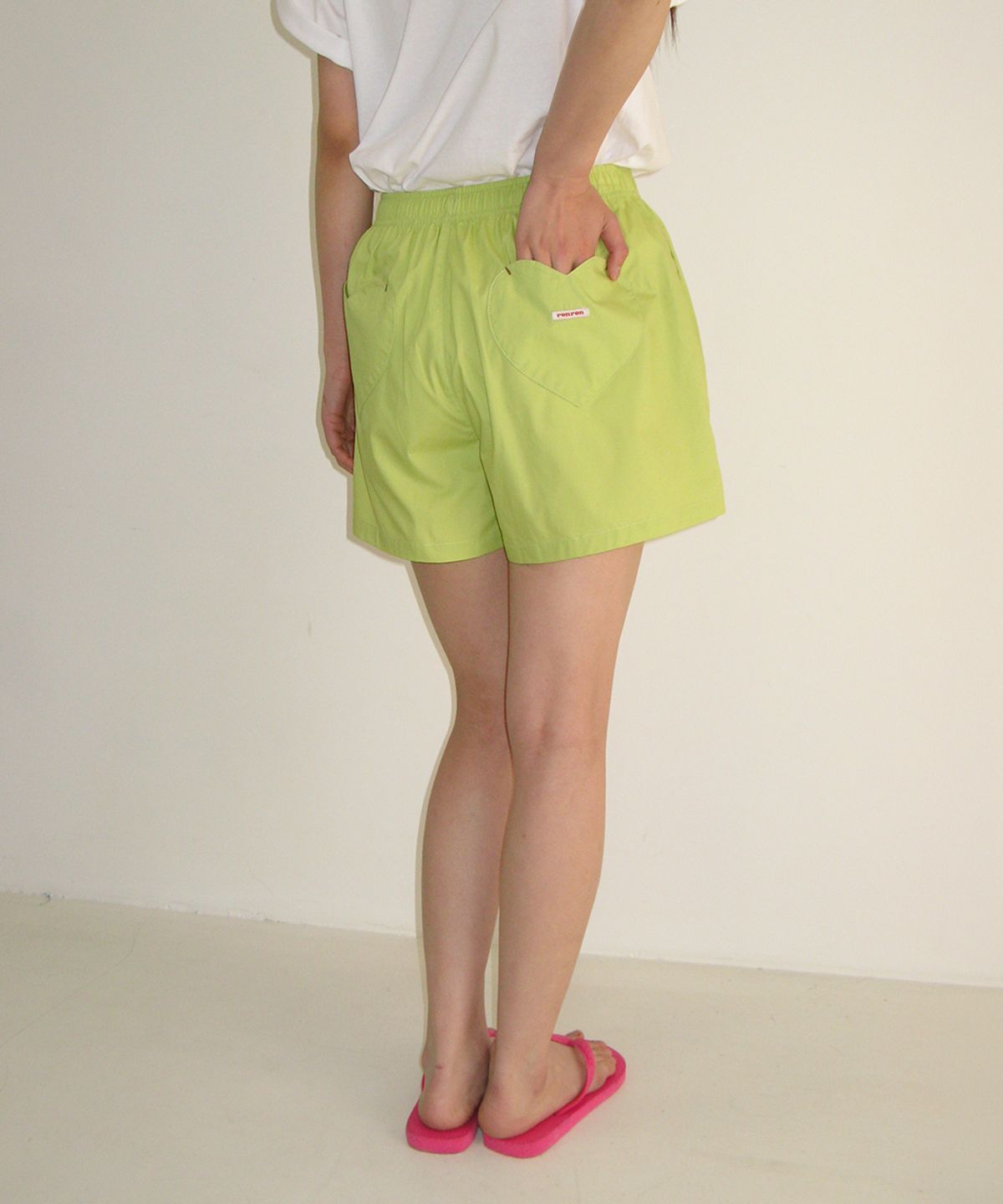 론론(RONRON) HEART POCKET TRUNK SHORT PANTS OLIVE