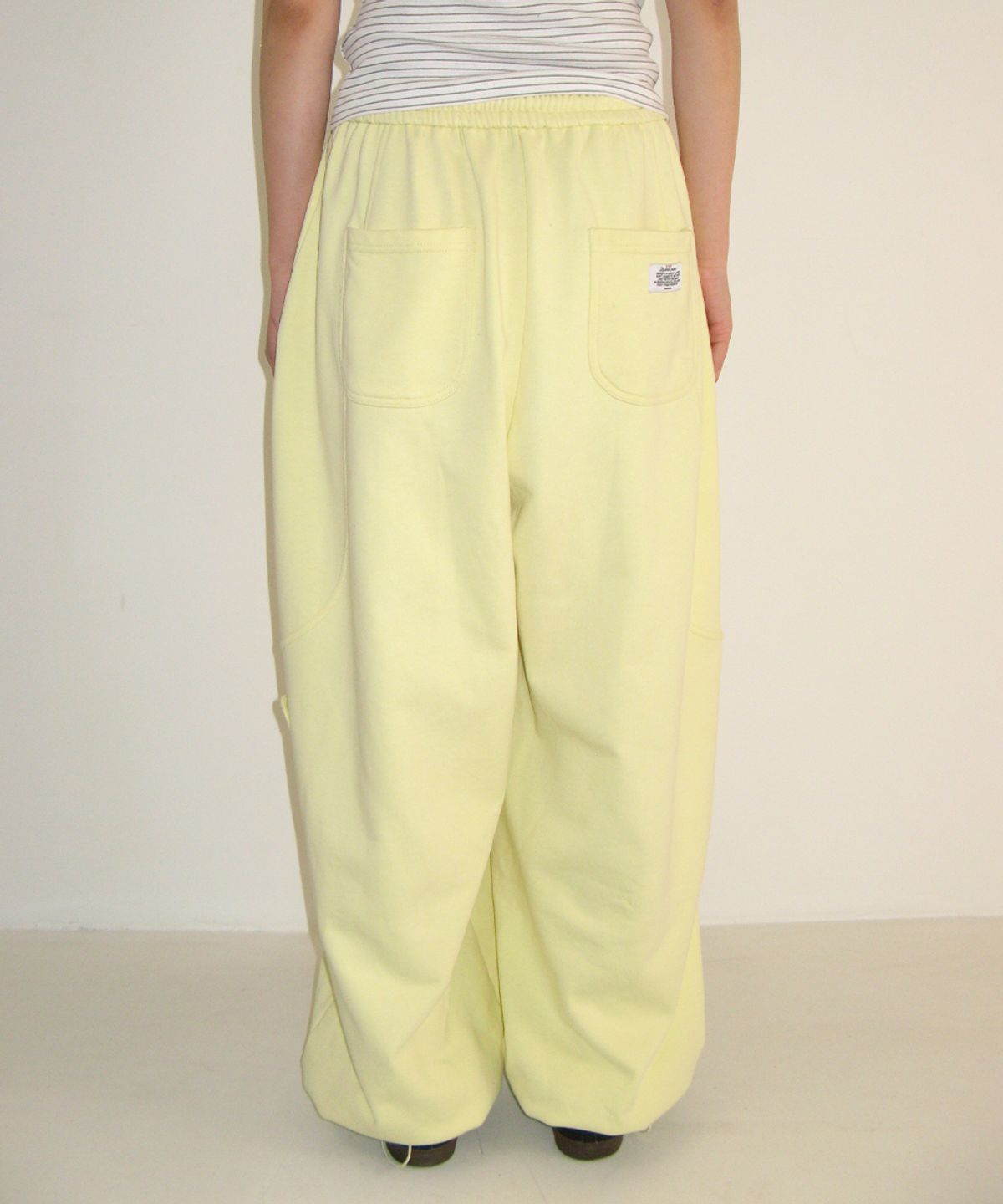 론론(RONRON) MINI HEART BALLOON JOGGER PANTS LEMON