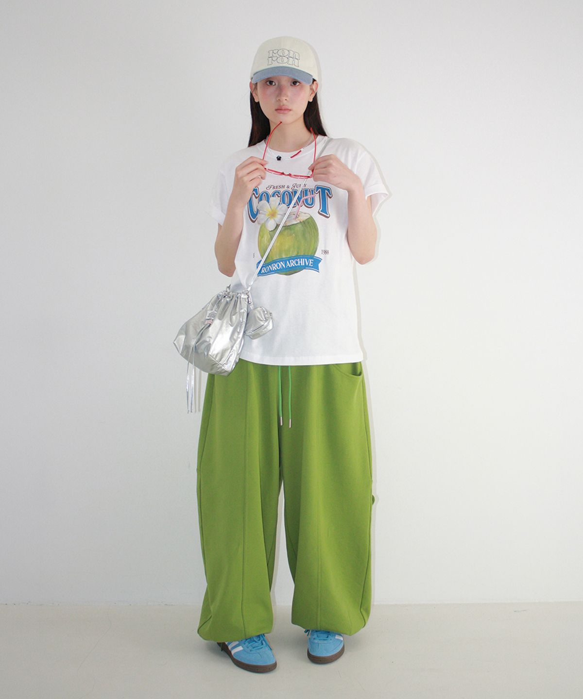 론론(RONRON) MINI HEART BALLOON JOGGER PANTS OLIVE