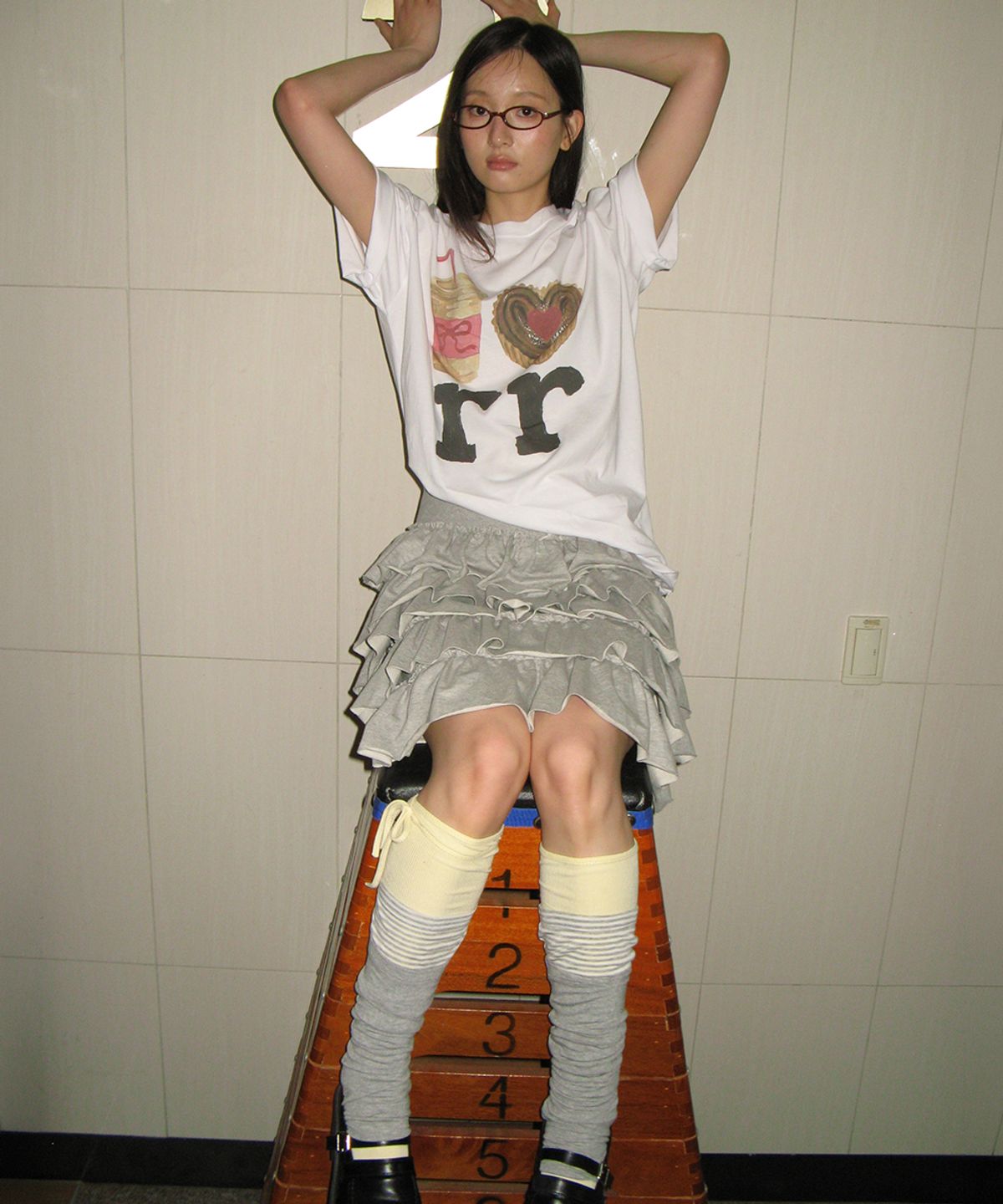 론론(RONRON) LAYERED OPEN TOE LEG WARMERS GREY STRIPE