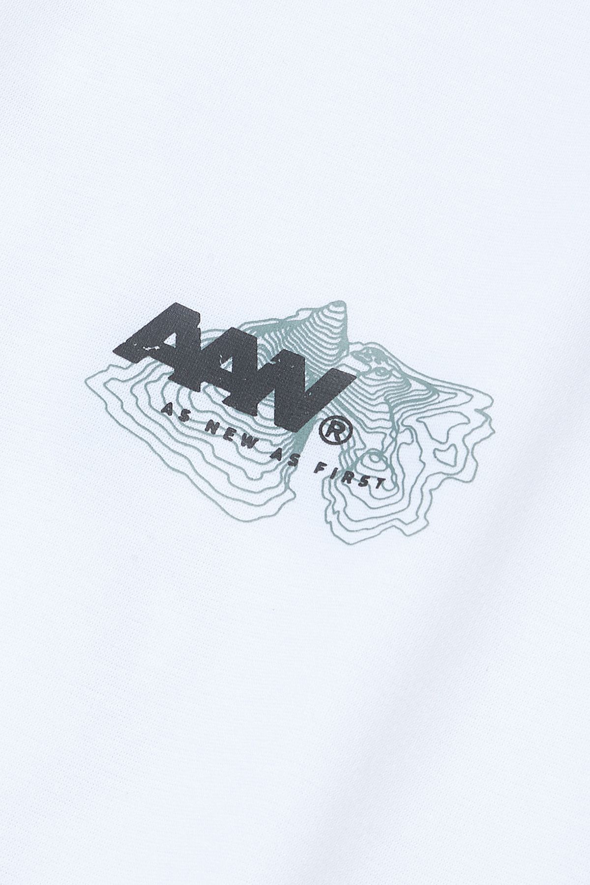 올어바웃뉴(ALL ABOUT NEW) 스트릿 레터링 반팔 티셔츠 화이트 ANA2TM32AWH