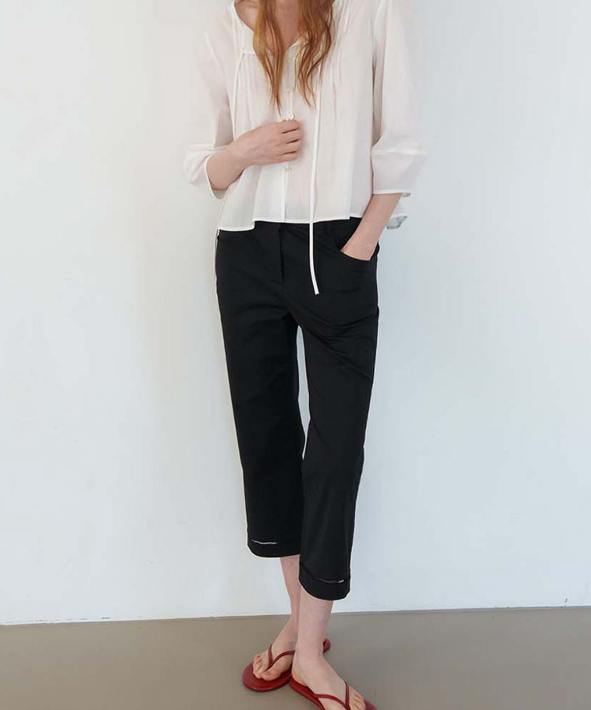 스러움(SEUREOUM) Flare Capri Pants