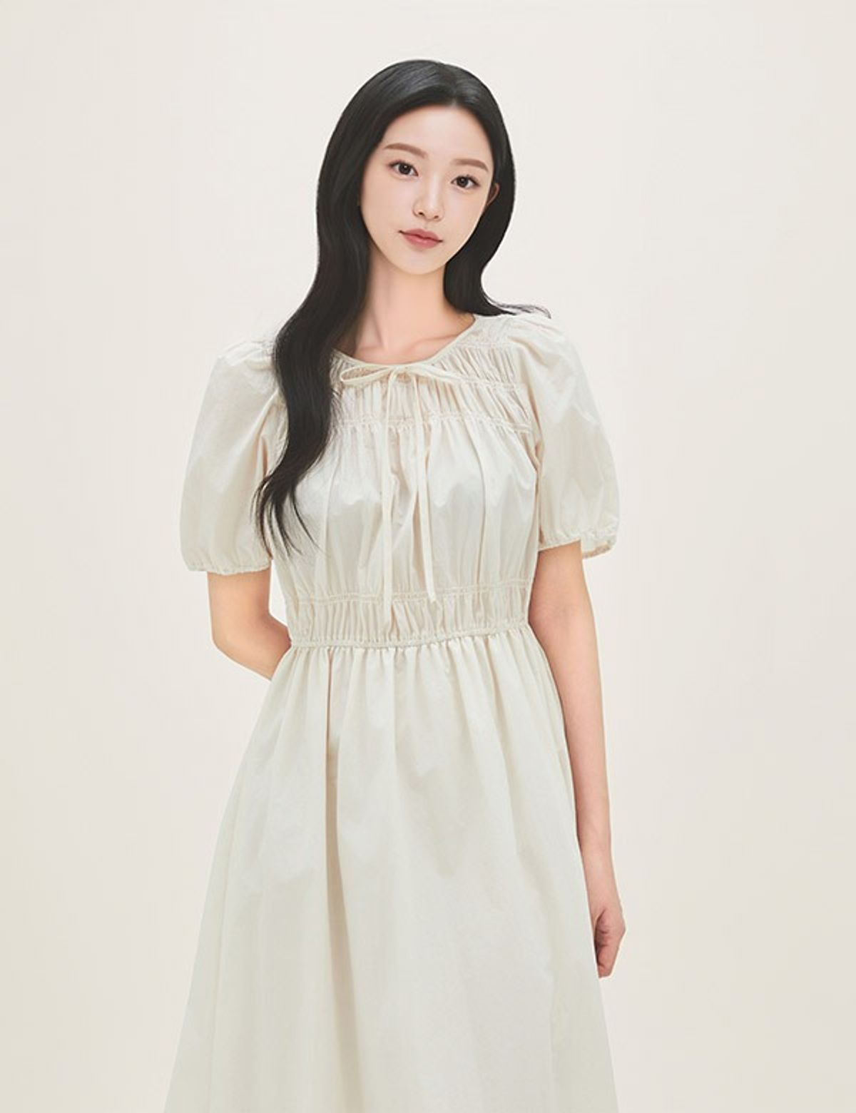 로엠(ROEM) 스모킹 원피스 RMOWG25R11