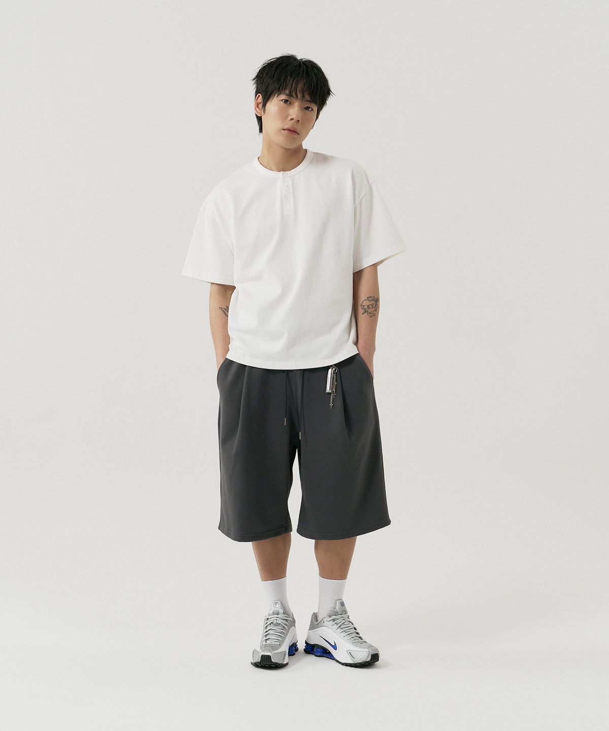 그노크(GNOK) [남여공용]D링 와이드 스웨트 반바지[3COLOR]