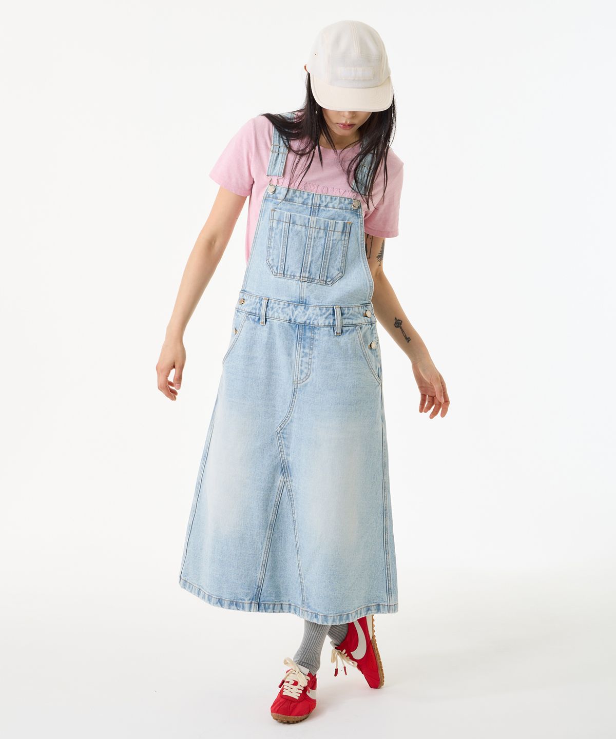 언노운 플라넷(UNKNOWN PLANET) 아카이브 워시드 엠블럼 크롭티 4컬러