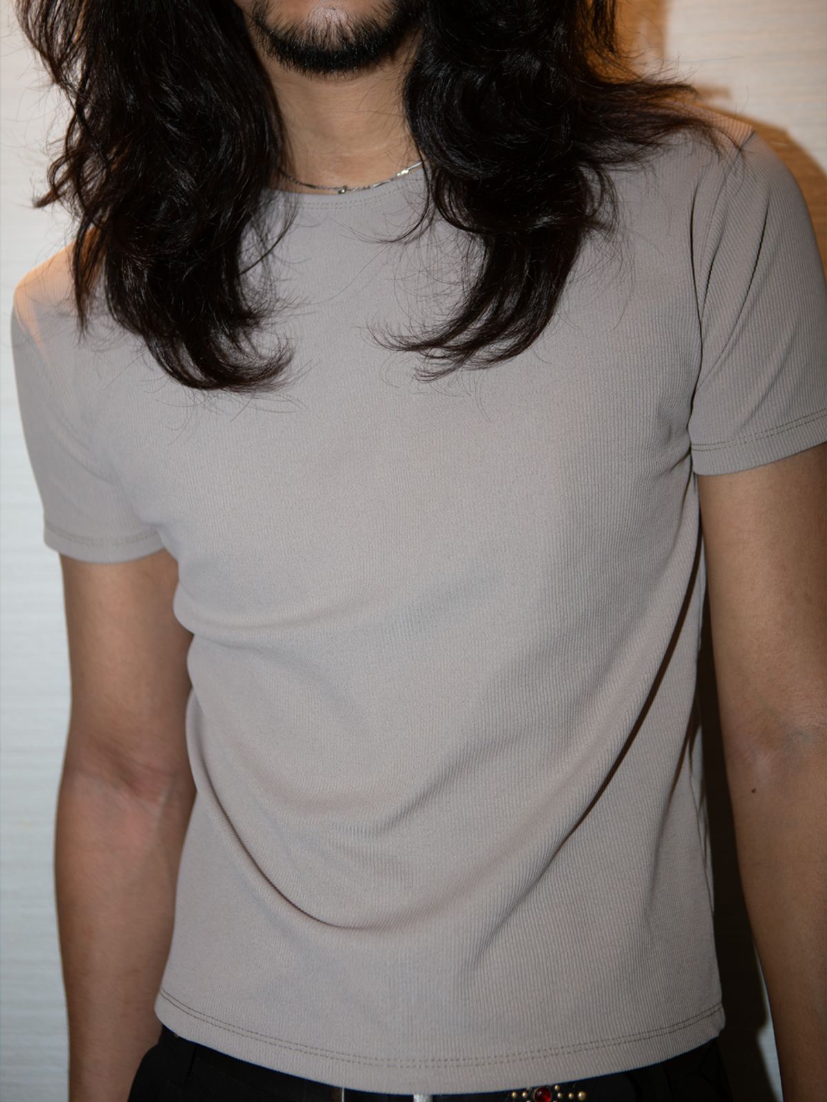 고저(GOZER) LIGHT RIB SLIM T-SHIRT_BEIGE