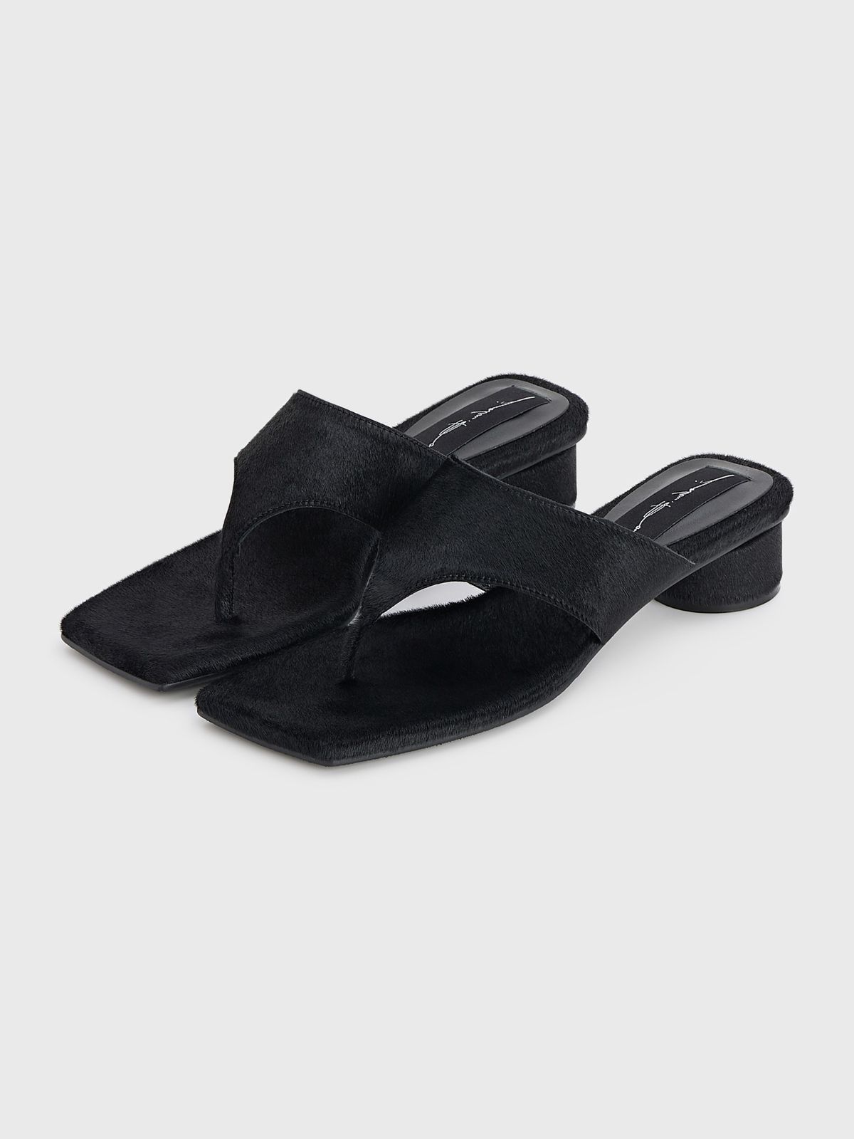 잡화룸(JABHUAROOM) HAIRY BLOCK SANDALS