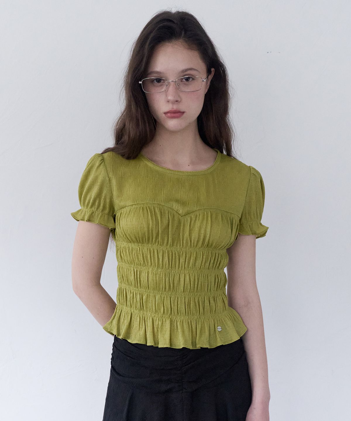로라로라(ROLAROLA) SMOCKING SHIRRING BLOUSE OLIVE
