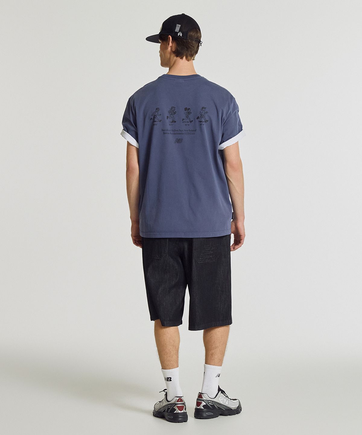 뉴발란스(NEW BALANCE) NBNEG21503 / UNI NB 프렌즈 반팔티 (DARK BLUE)