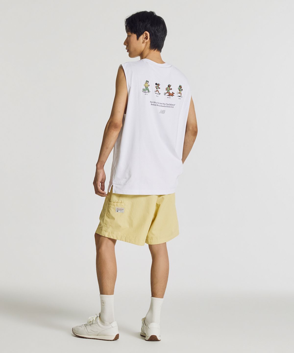 뉴발란스(NEW BALANCE) NBNGG21503 / UNI NB 프렌즈 나시티 (WHITE)